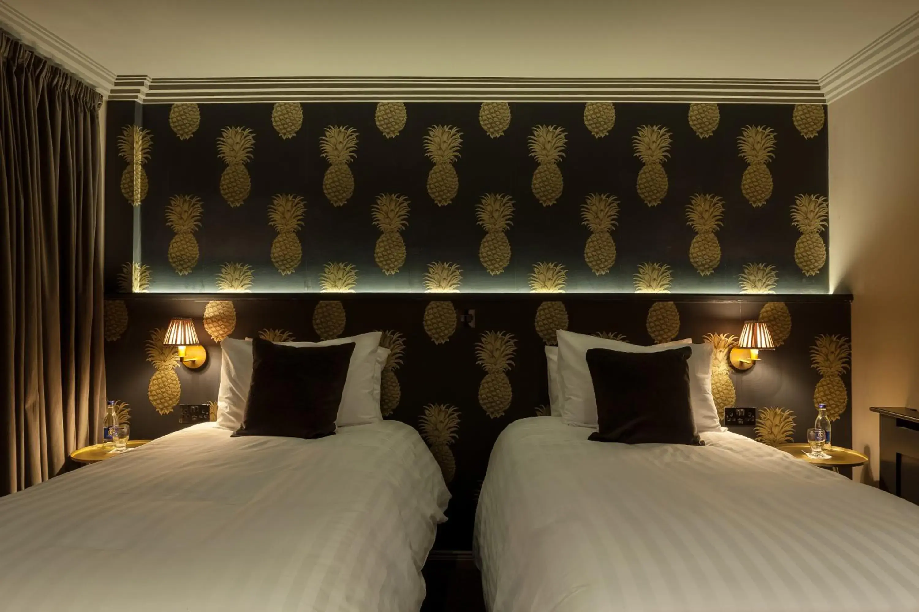 Deluxe Twin Room in House Belfast Hotel Deluxe Twin Room in House Belfast Hotel