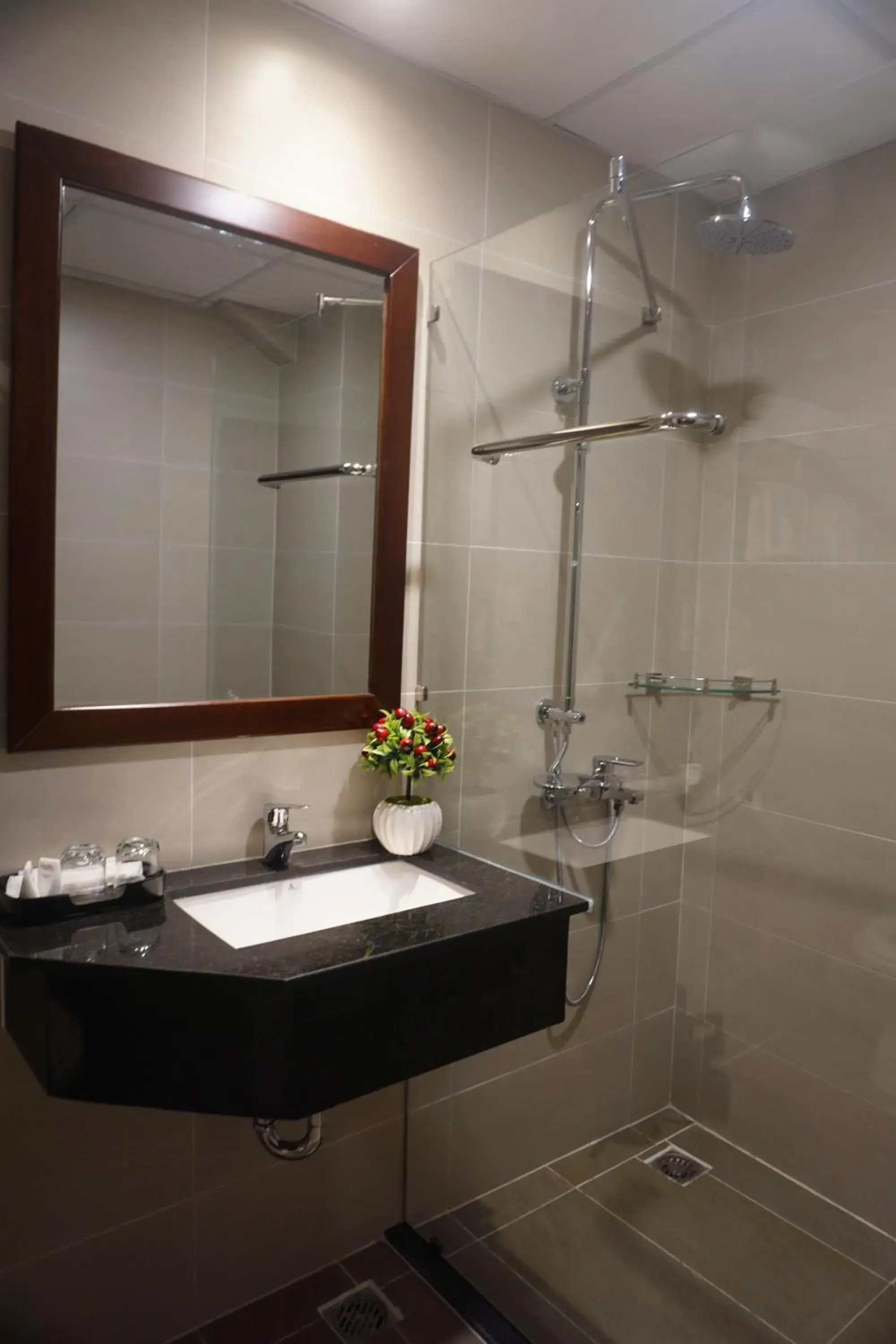 Superior Double Room in Hue My Hotel Superior Double Room in Hue My Hotel