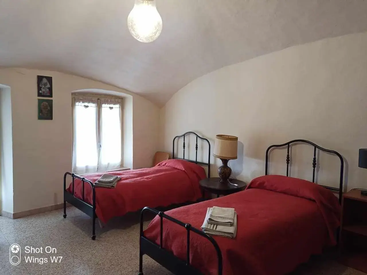 Standard Triple Room - single occupancy in BeB Infamiglia Standard Triple Room - single occupancy in BeB Infamiglia