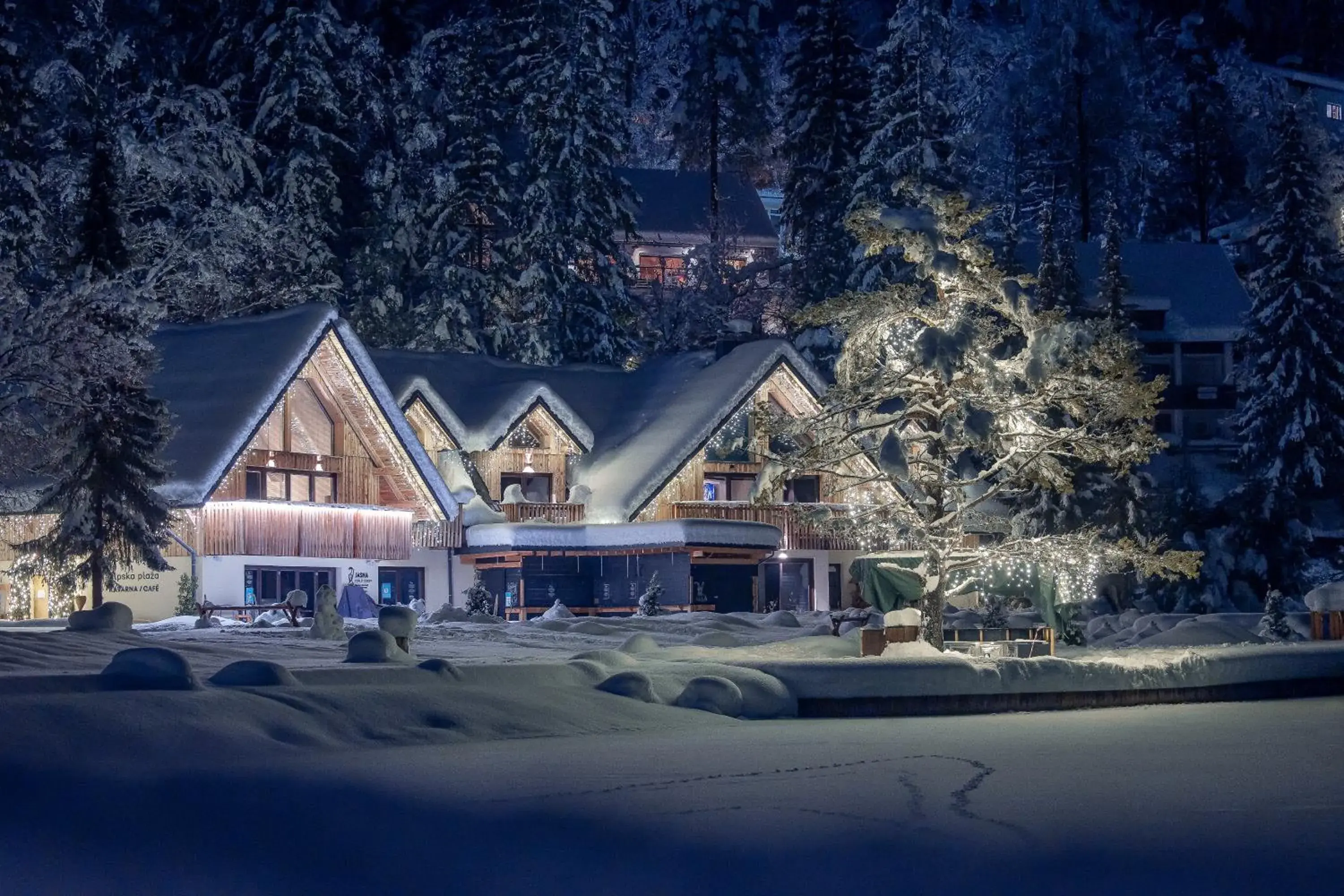 JASNA NATUR Resort by the lake JASNA NATUR Resort by the lake