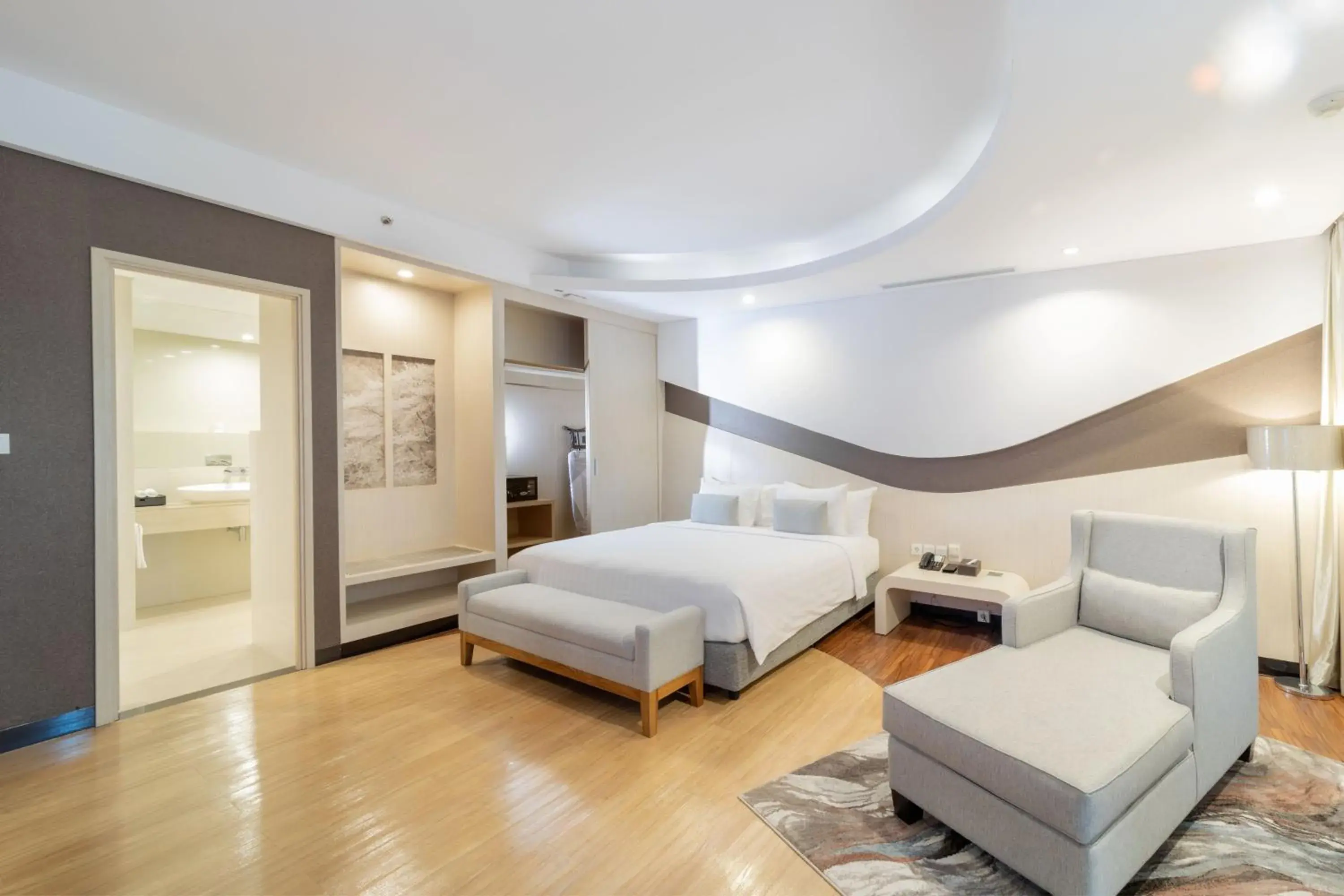 Presidential Suite in Aston Cirebon Hotel and Convention Center Presidential Suite in Aston Cirebon Hotel and Convention Center