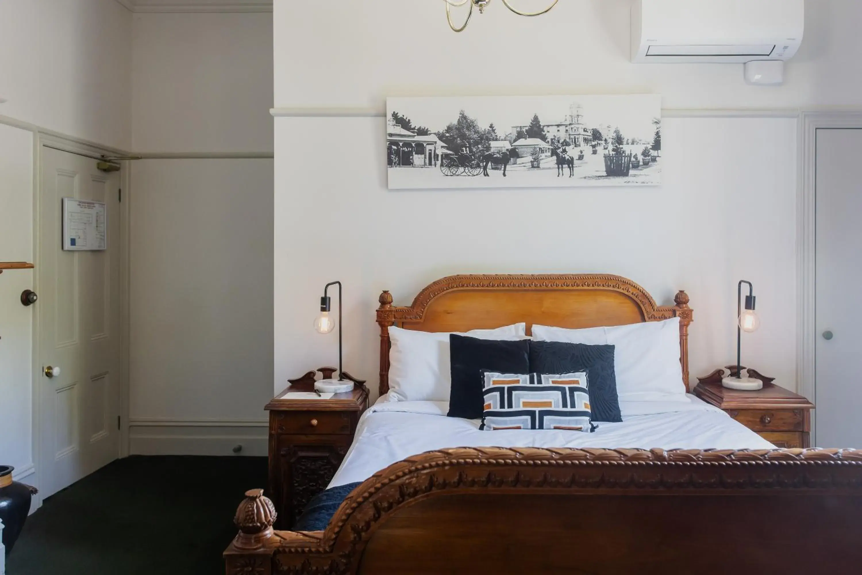 Yarra Queen Room in Yarra Valley Grand Yarra Queen Room in Yarra Valley Grand