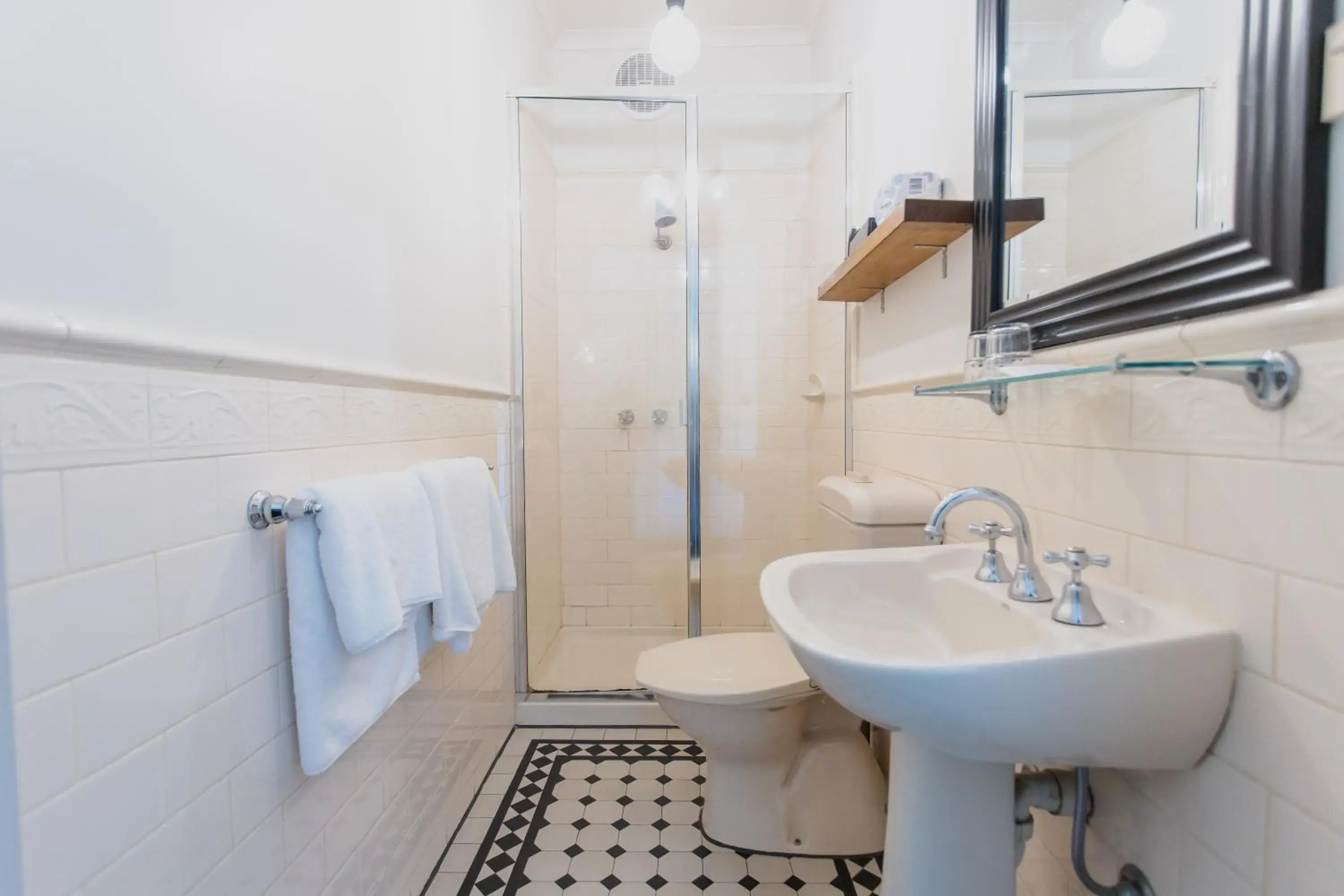 Yarra Queen Room in Yarra Valley Grand Yarra Queen Room in Yarra Valley Grand