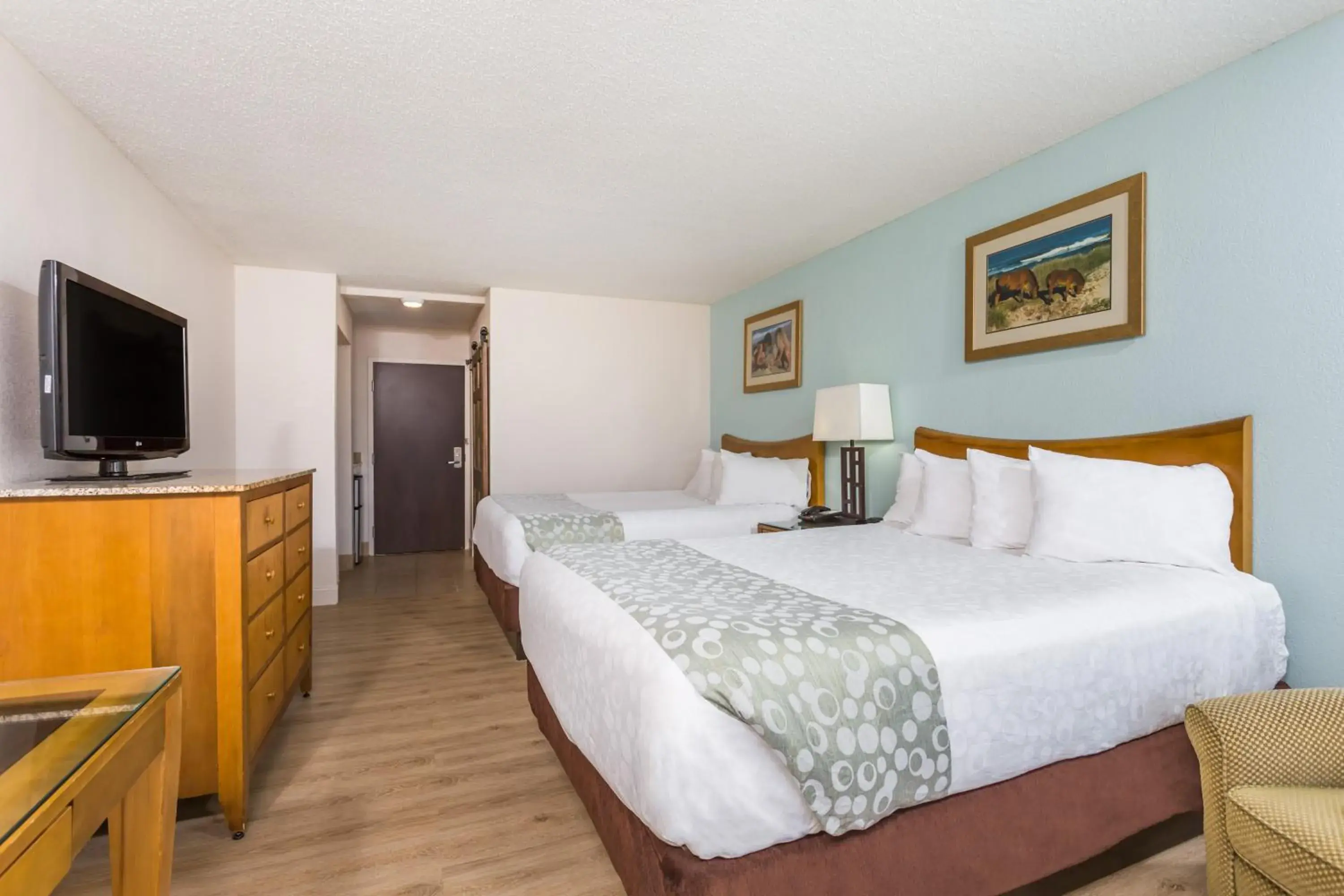 Queen Room with Two Queen Beds and City View - Mobility Access/Non-Smoking in Ramada Plaza by Wyndham Nags Head Oceanfront Queen Room with Two Queen Beds and City View - Mobility Access/Non-Smoking in Ramada Plaza by Wyndham Nags Head Oceanfront