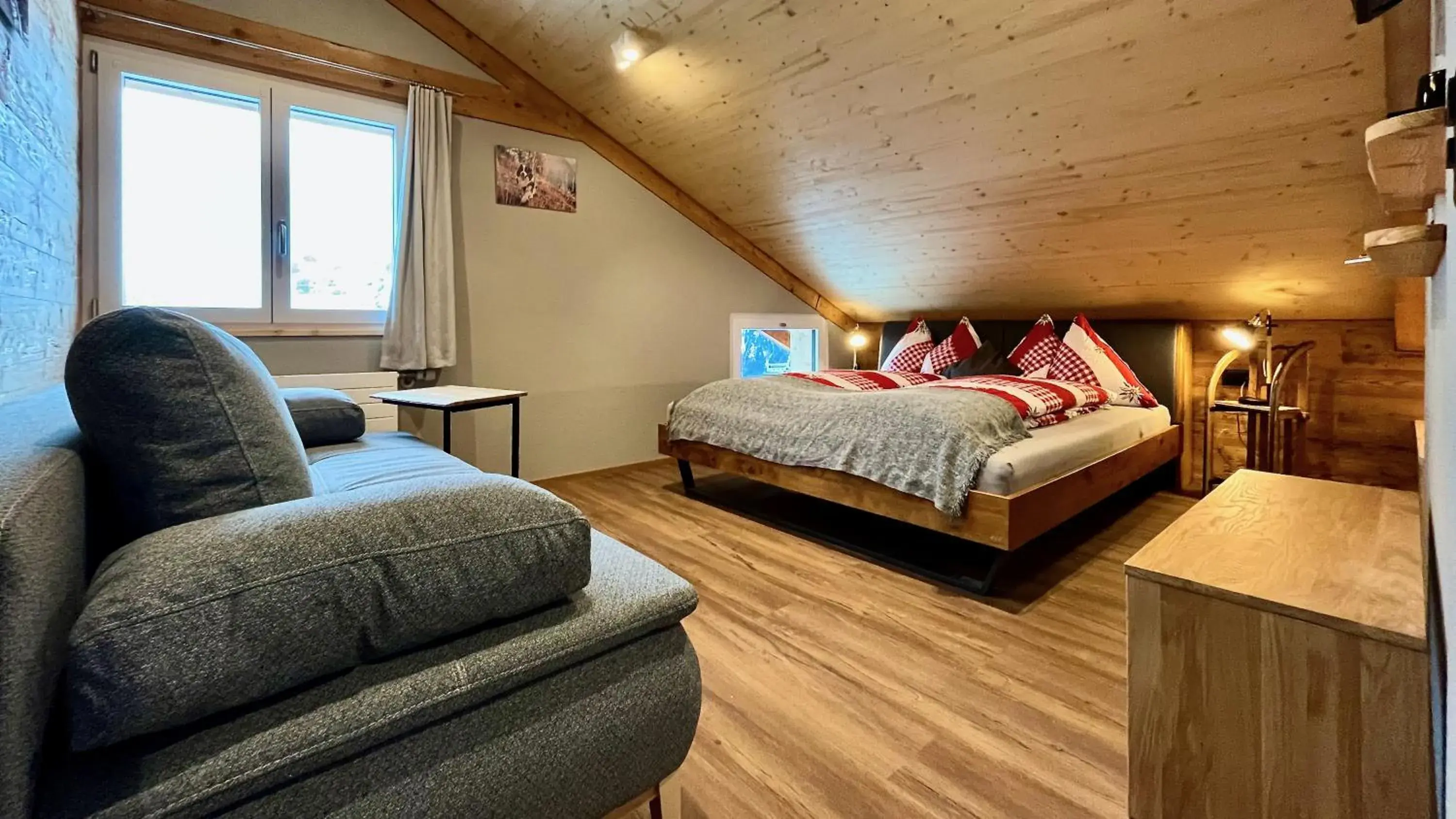 Double Room with Shared Bathroom in Berggasthaus Eggberge - Boutique Mountain Hotel - Access via Cablecar Double Room with Shared Bathroom in Berggasthaus Eggberge - Boutique Mountain Hotel - Access via Cablecar