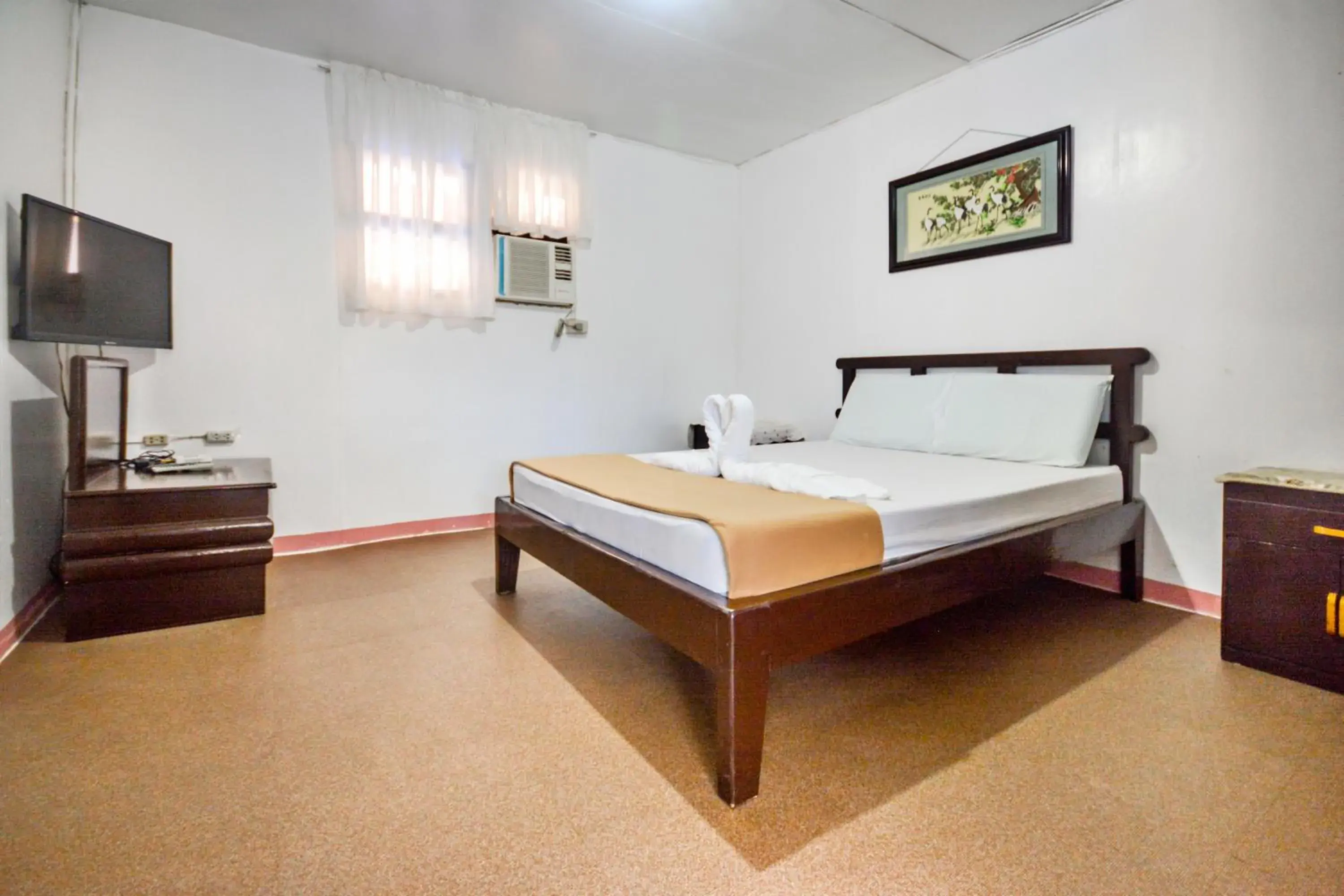 Standard Double Room With AC in Boracay Morning Beach Resort Standard Double Room With AC in Boracay Morning Beach Resort