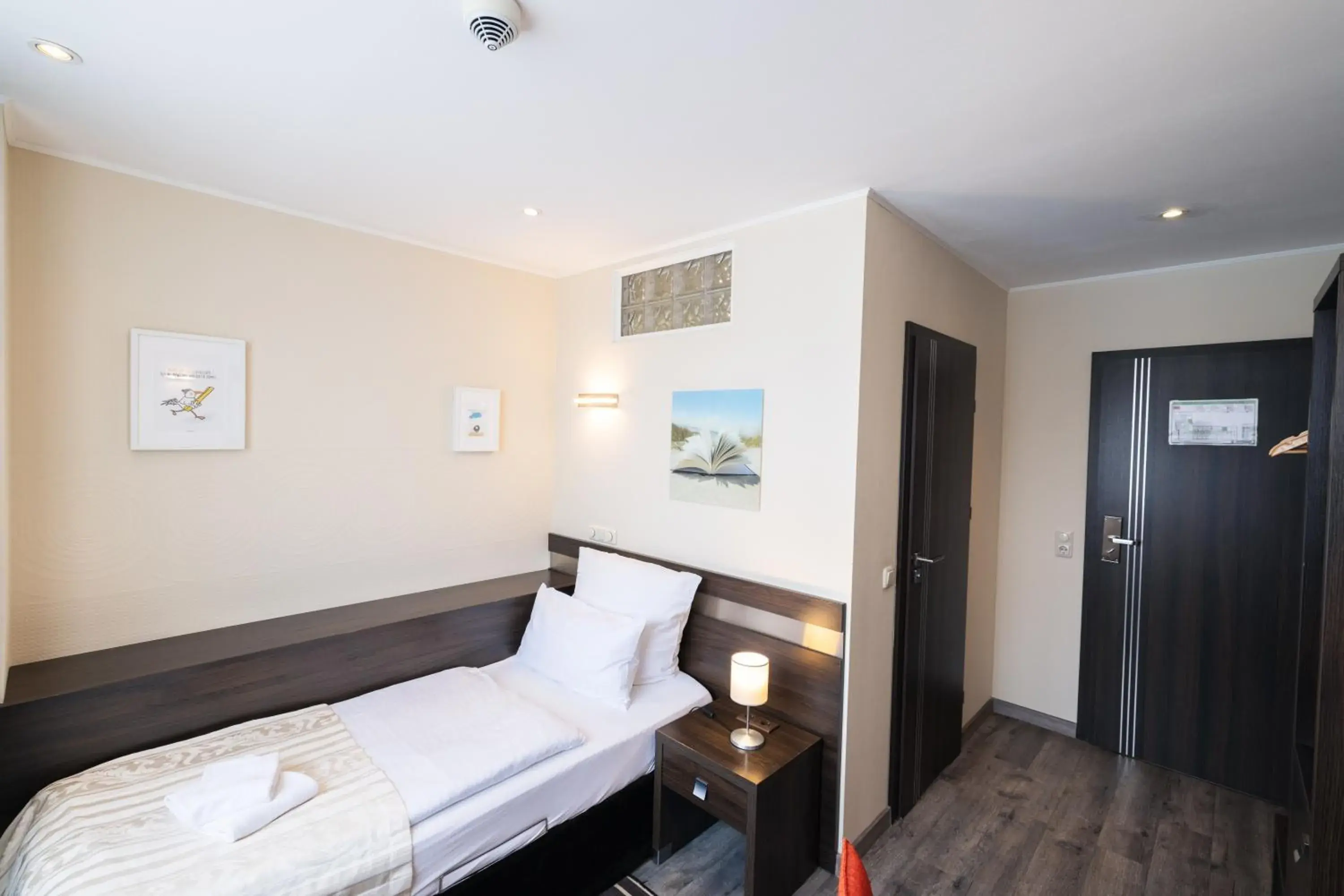 Single Room in home Hotel Single Room in home Hotel