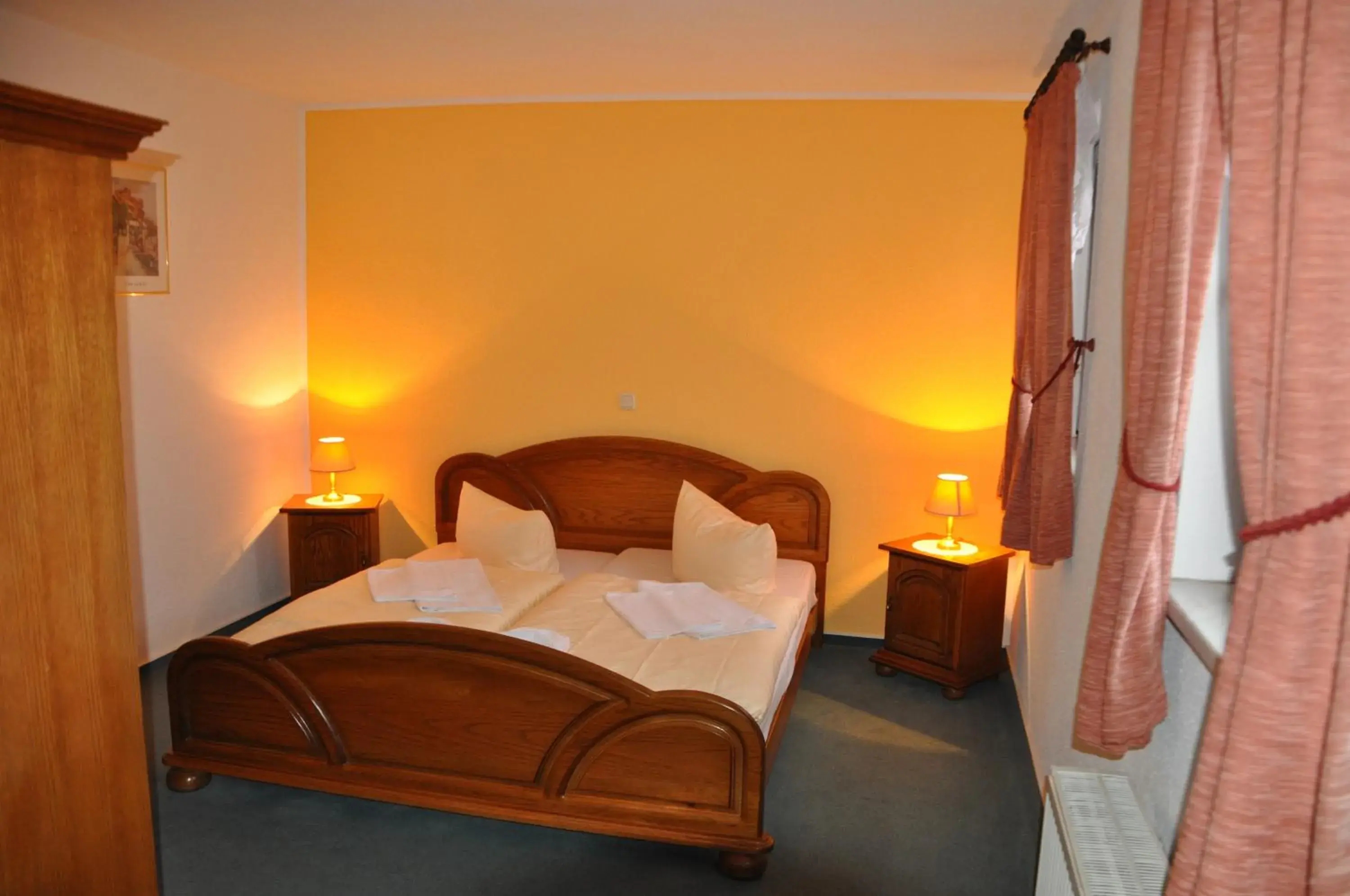 Double or Twin Room - single occupancy in Hotel-Restaurant Elsterblick Double or Twin Room - single occupancy in Hotel-Restaurant Elsterblick