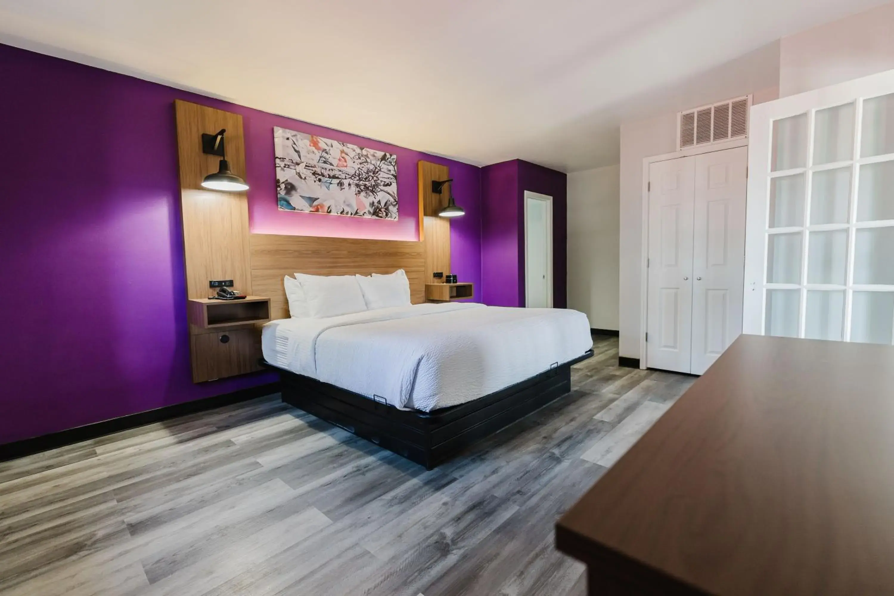 One-Bedroom King Suite - Non-Smoking in La Quinta Inn by Wyndham Amarillo Mid-City One-Bedroom King Suite - Non-Smoking in La Quinta Inn by Wyndham Amarillo Mid-City