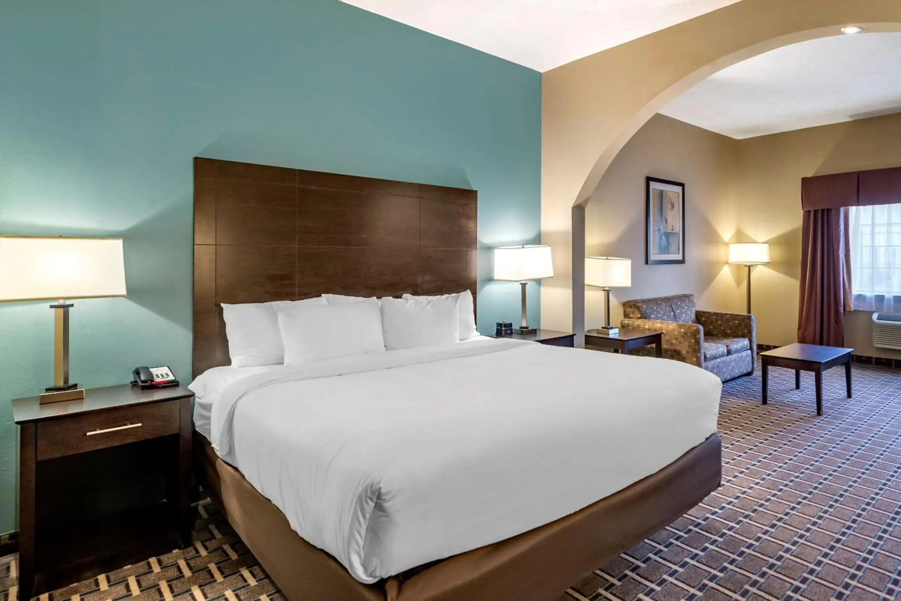 King Suite with Sofa Bed - Non Smoking in Comfort Suites King Suite with Sofa Bed - Non Smoking in Comfort Suites