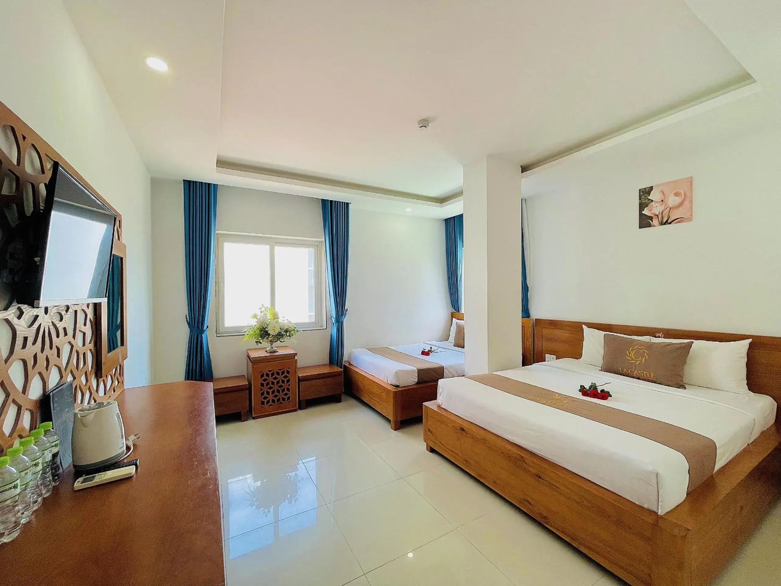 Triple Room in La Castle Triple Room in La Castle