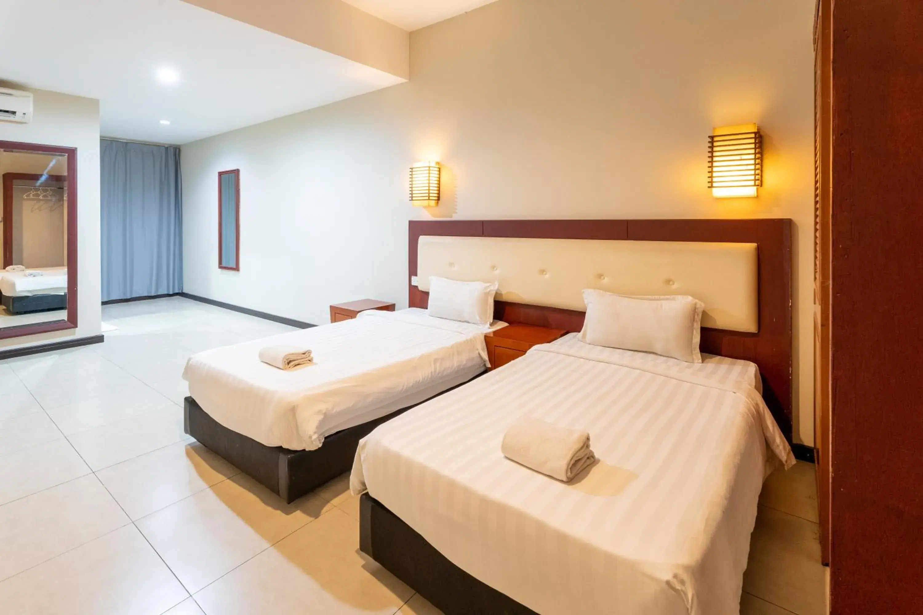 Twin Room in Pertama Lodge Twin Room in Pertama Lodge