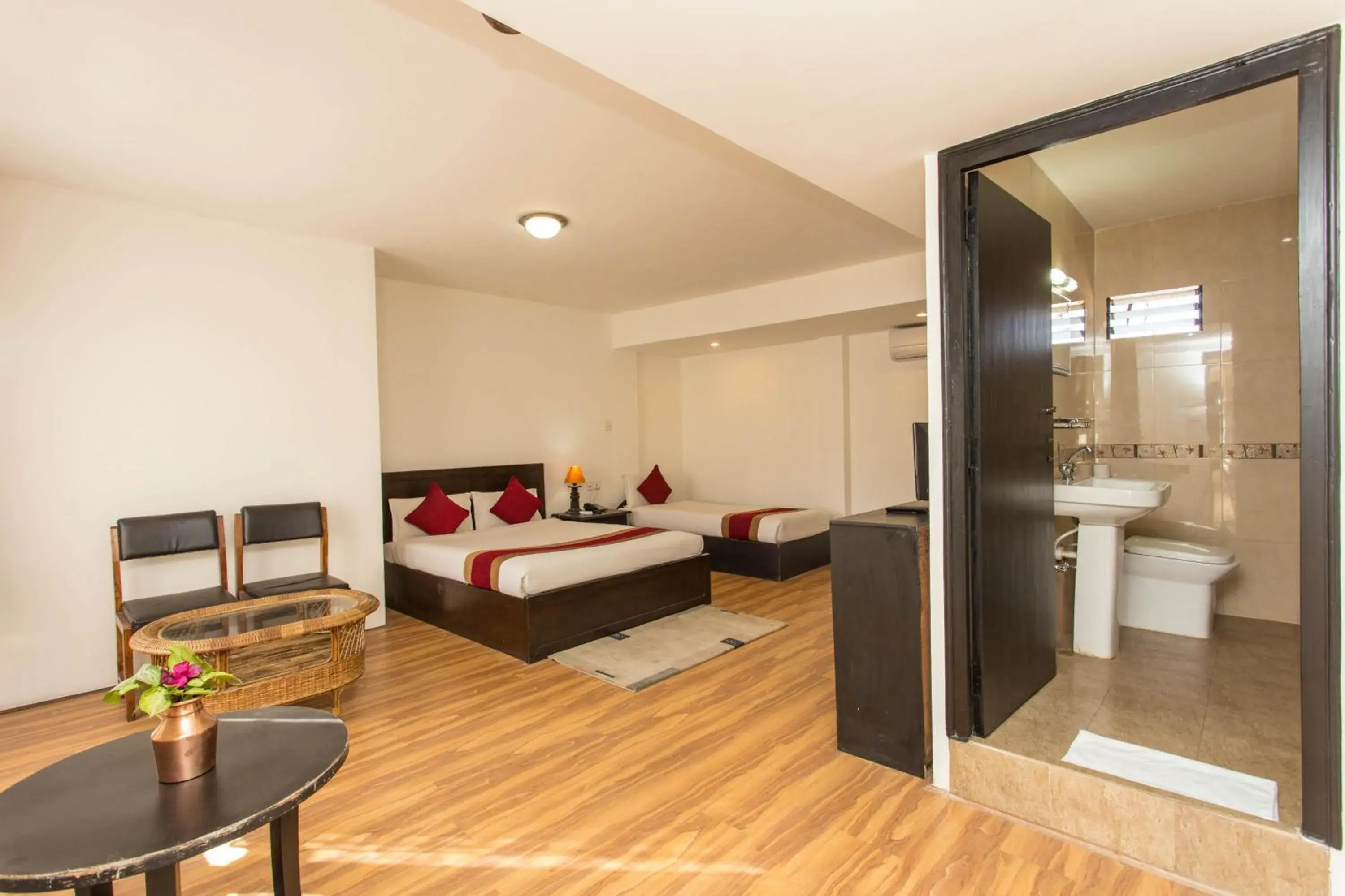 Suite - single occupancy in Thamel Eco Resort Suite - single occupancy in Thamel Eco Resort