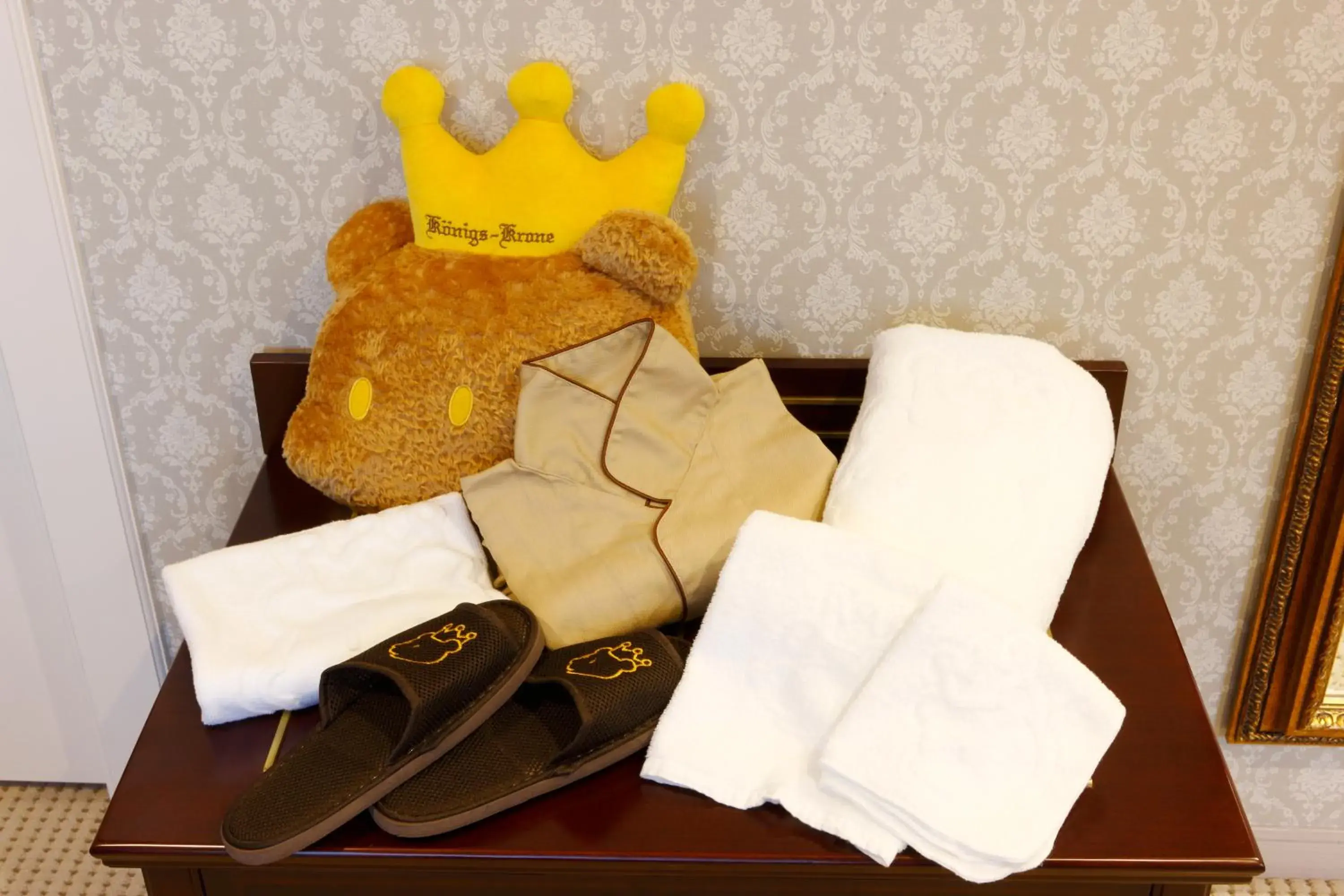 Double Room with Small Double Bed with Balcony - single occupancy in Hotel Konigs-Krone Kobe Double Room with Small Double Bed with Balcony - single occupancy in Hotel Konigs-Krone Kobe