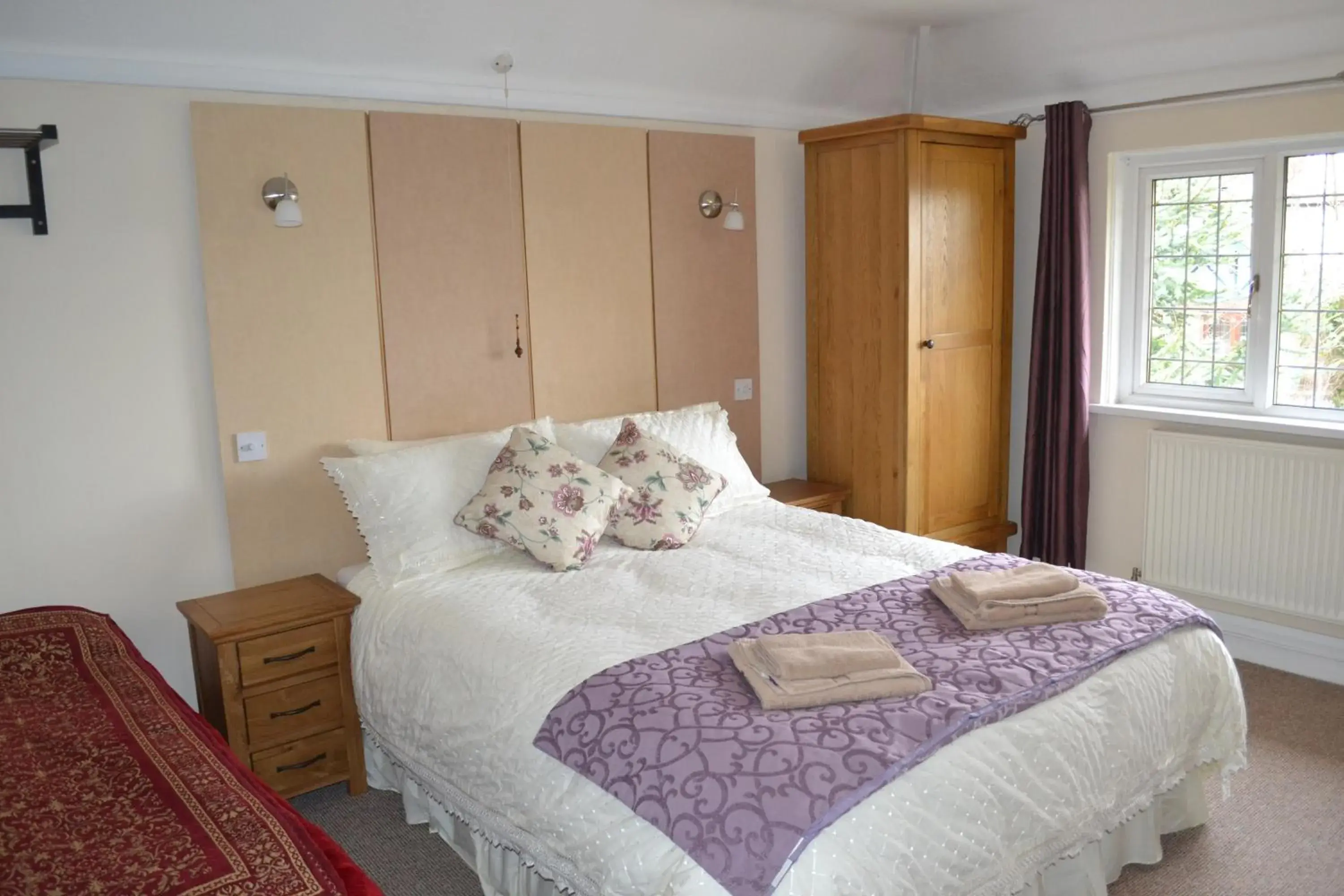 Deluxe Double Room (2 Adults + 1 Child) in Sunnycroft Deluxe Double Room (2 Adults + 1 Child) in Sunnycroft