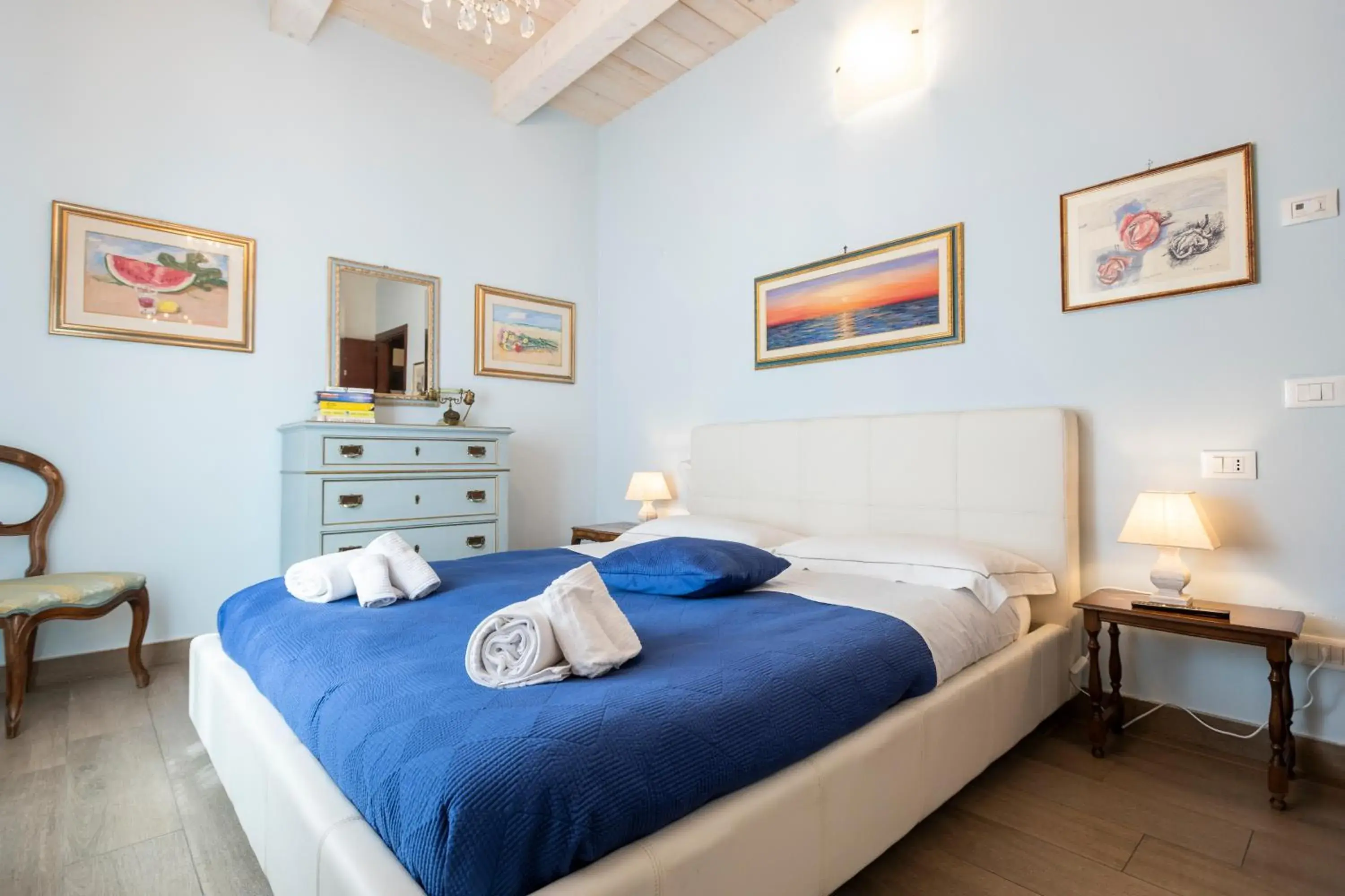 Standard Double Suite in Al Battistero Luxury Suite Standard Double Suite in Al Battistero Luxury Suite