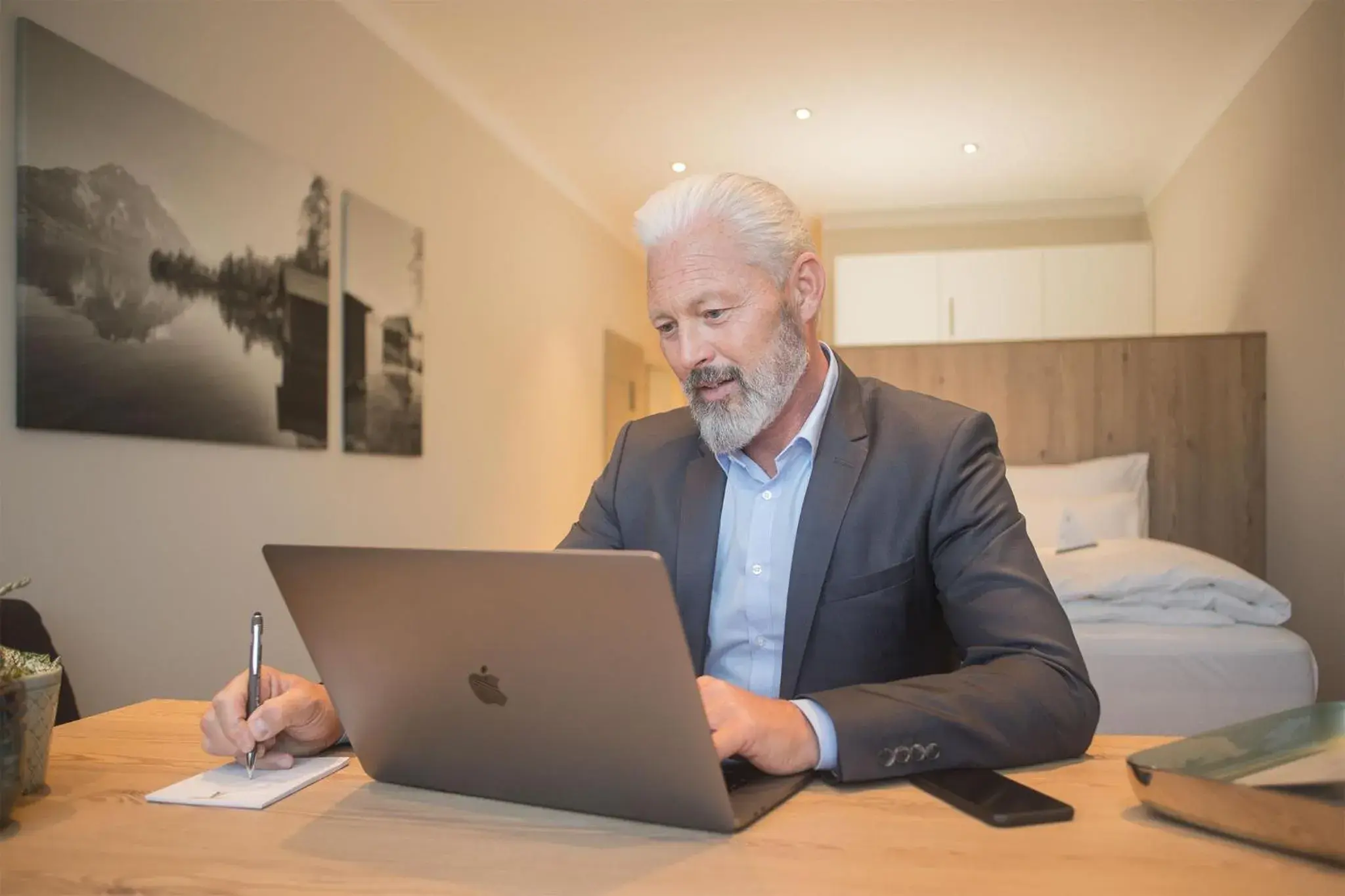 Deluxe Double Room in TT Aparthotel Neuhofen Deluxe Double Room in TT Aparthotel Neuhofen