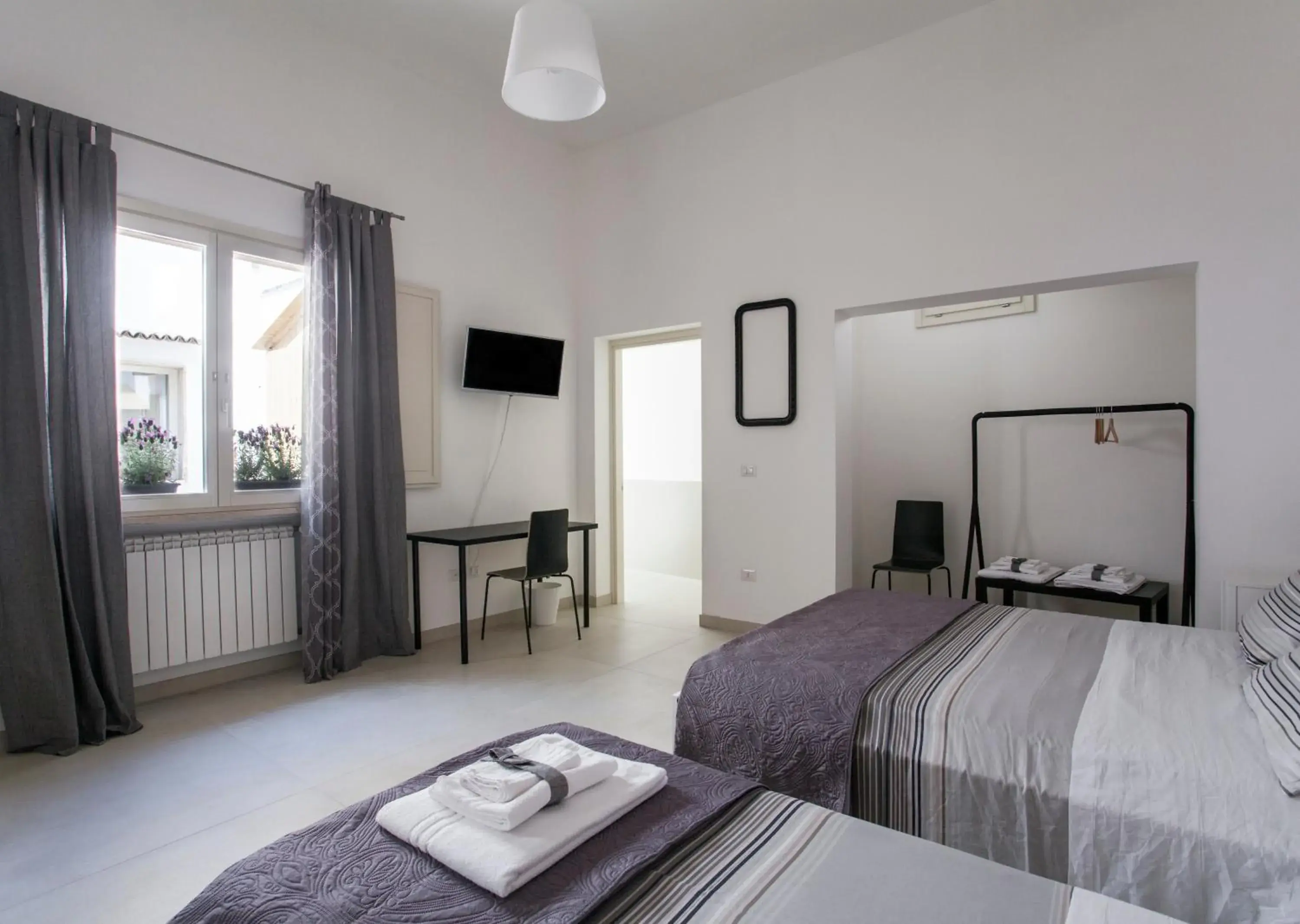 Deluxe Triple Room in Last Minute Rooms Lecce Deluxe Triple Room in Last Minute Rooms Lecce