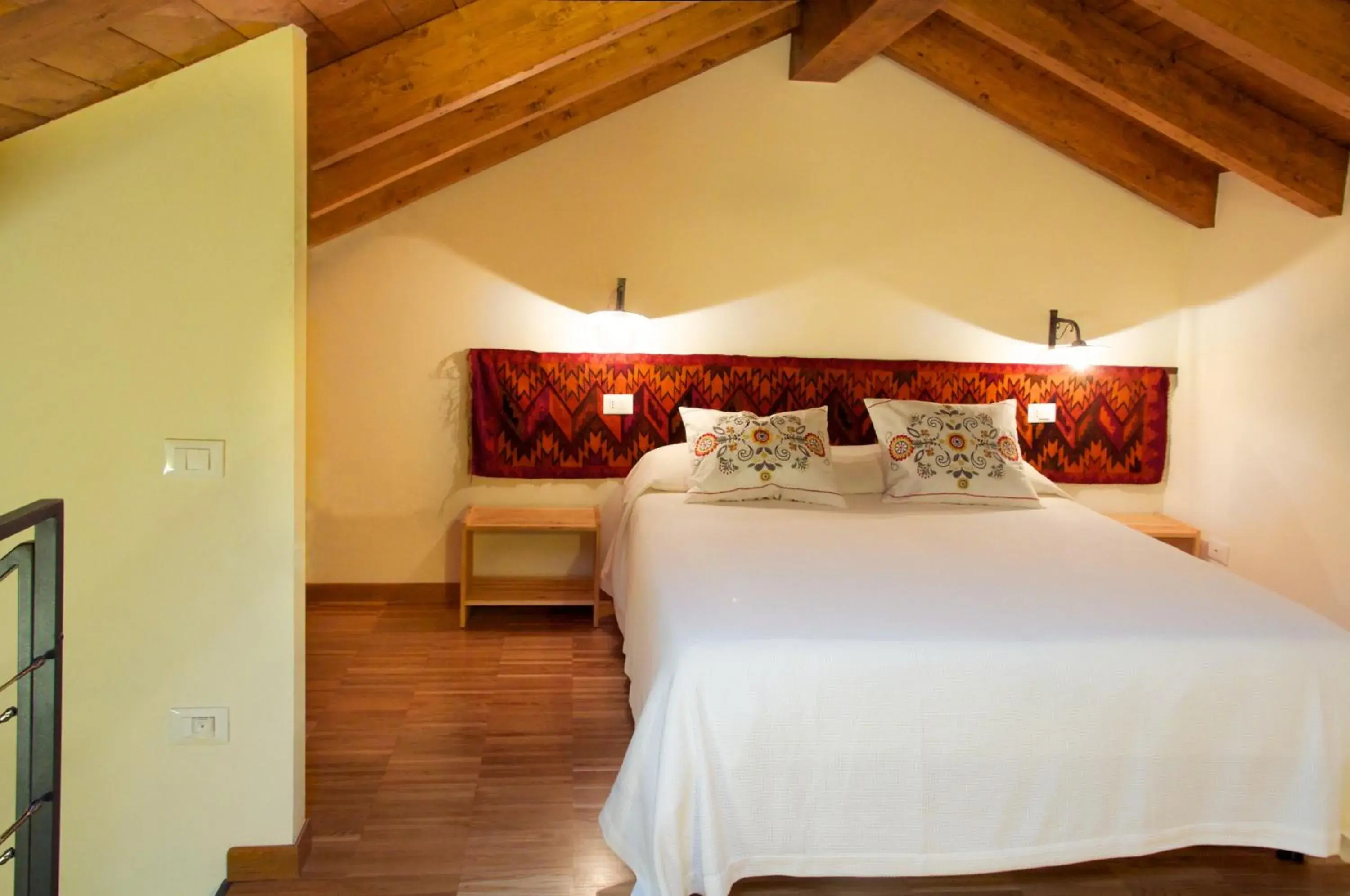 Double Room with Private Bathroom - single occupancy in Cascina delle Mele Double Room with Private Bathroom - single occupancy in Cascina delle Mele
