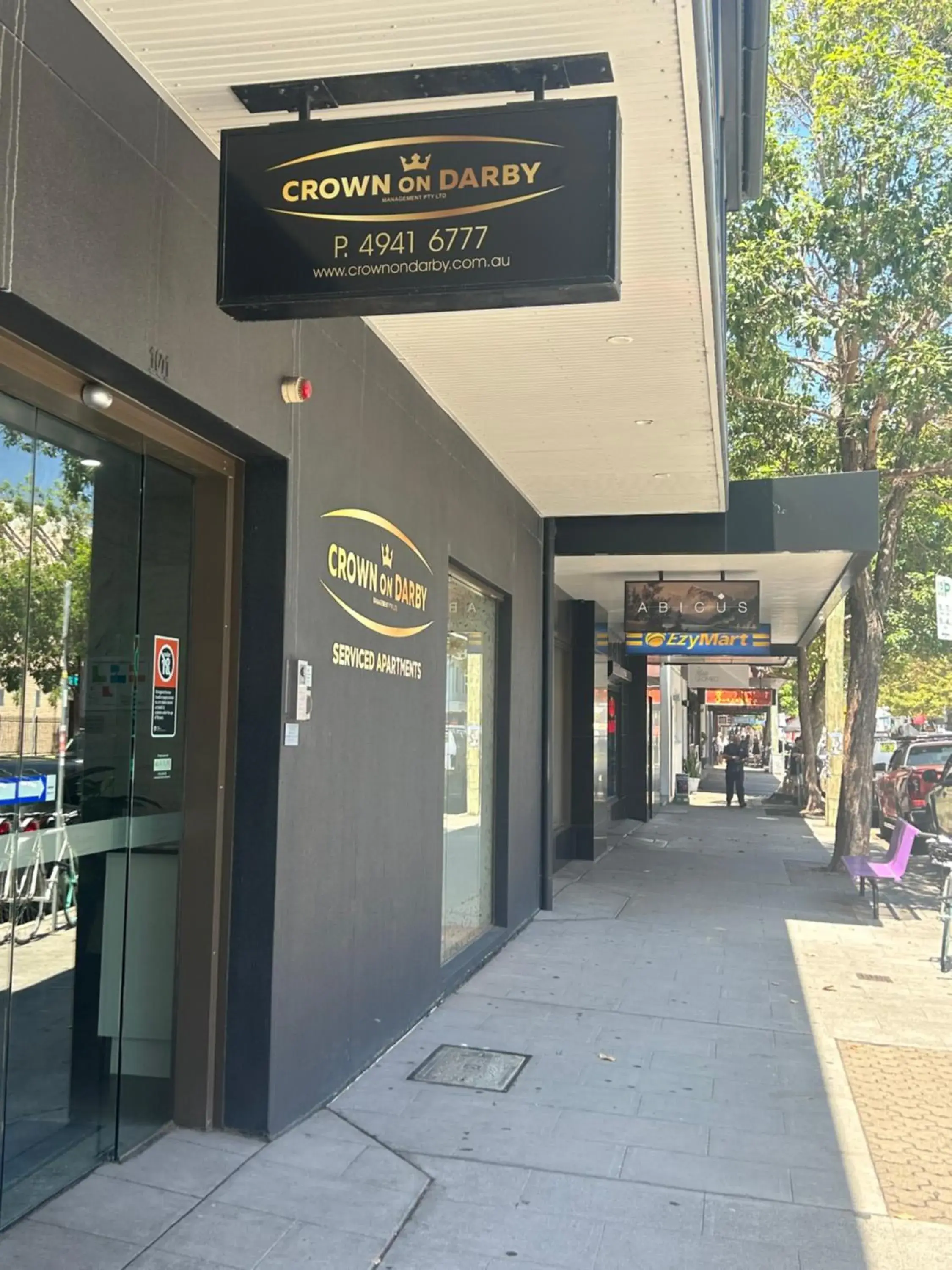 Crown on Darby Newcastle Crown on Darby Newcastle