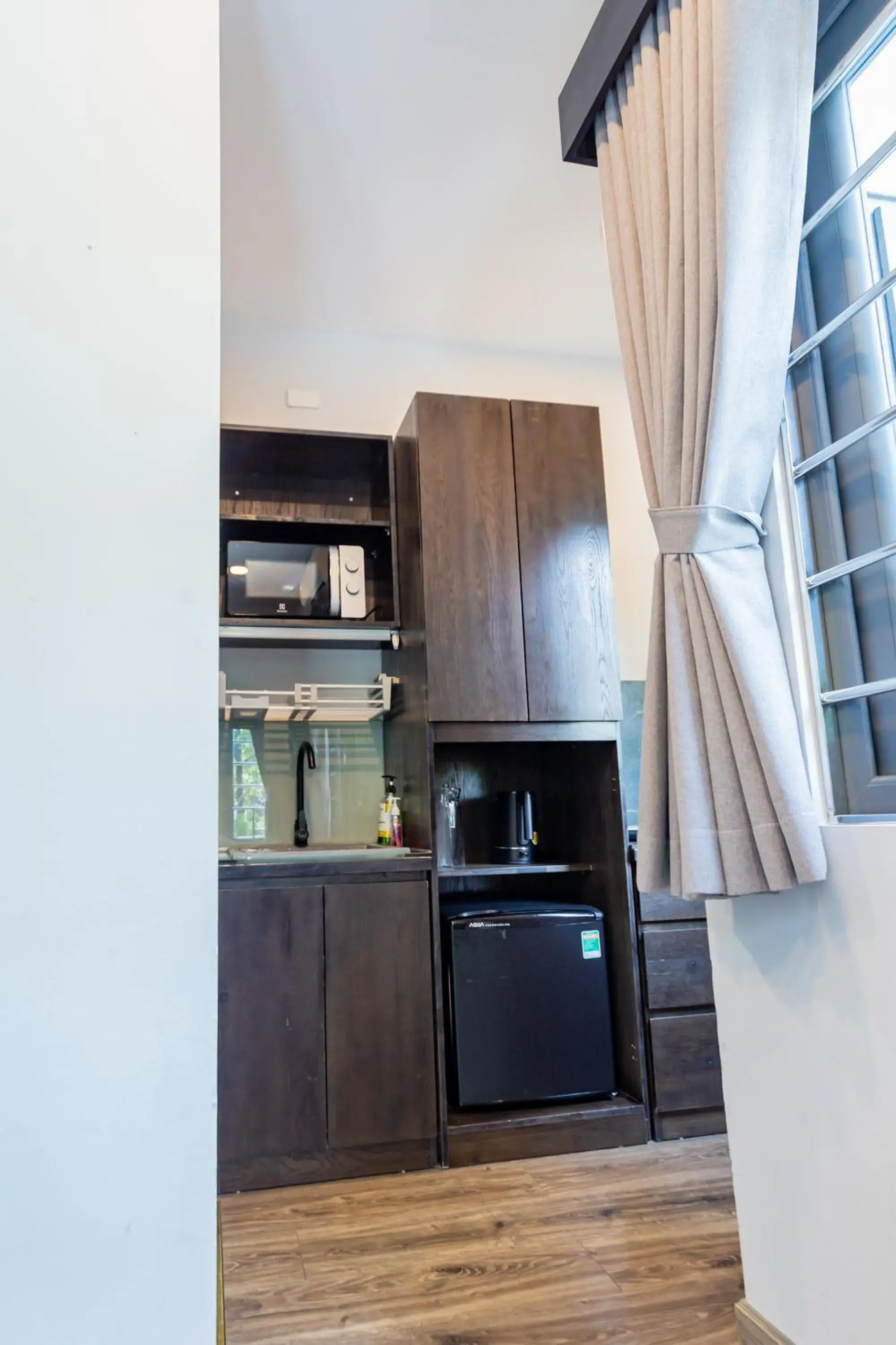 Eight-Bedroom House in Brand New Cozy Home in D1 wBalcony Eight-Bedroom House in Brand New Cozy Home in D1 wBalcony