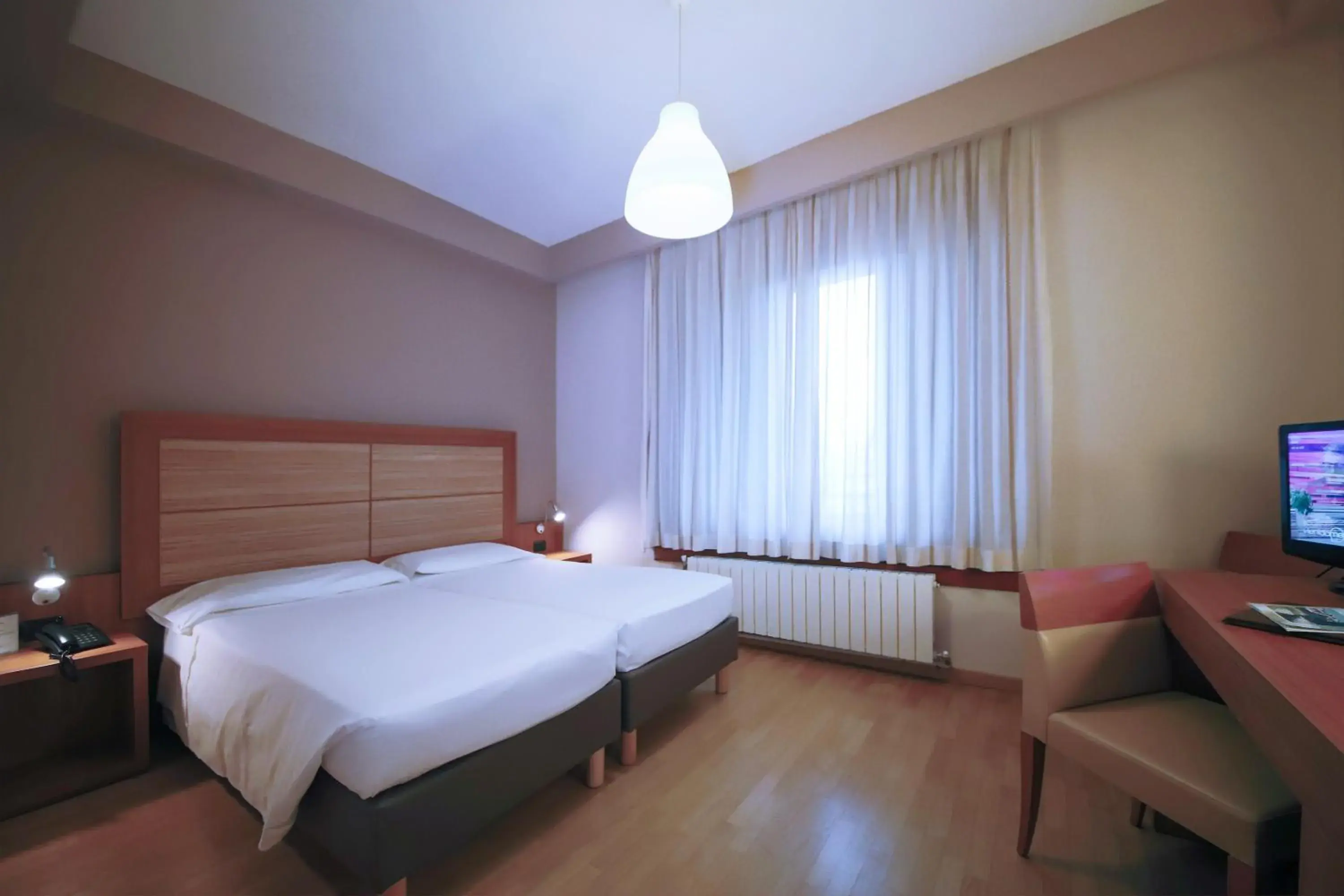 Comfort Twin Room - single occupancy in Monica Hotel Fiera Comfort Twin Room - single occupancy in Monica Hotel Fiera