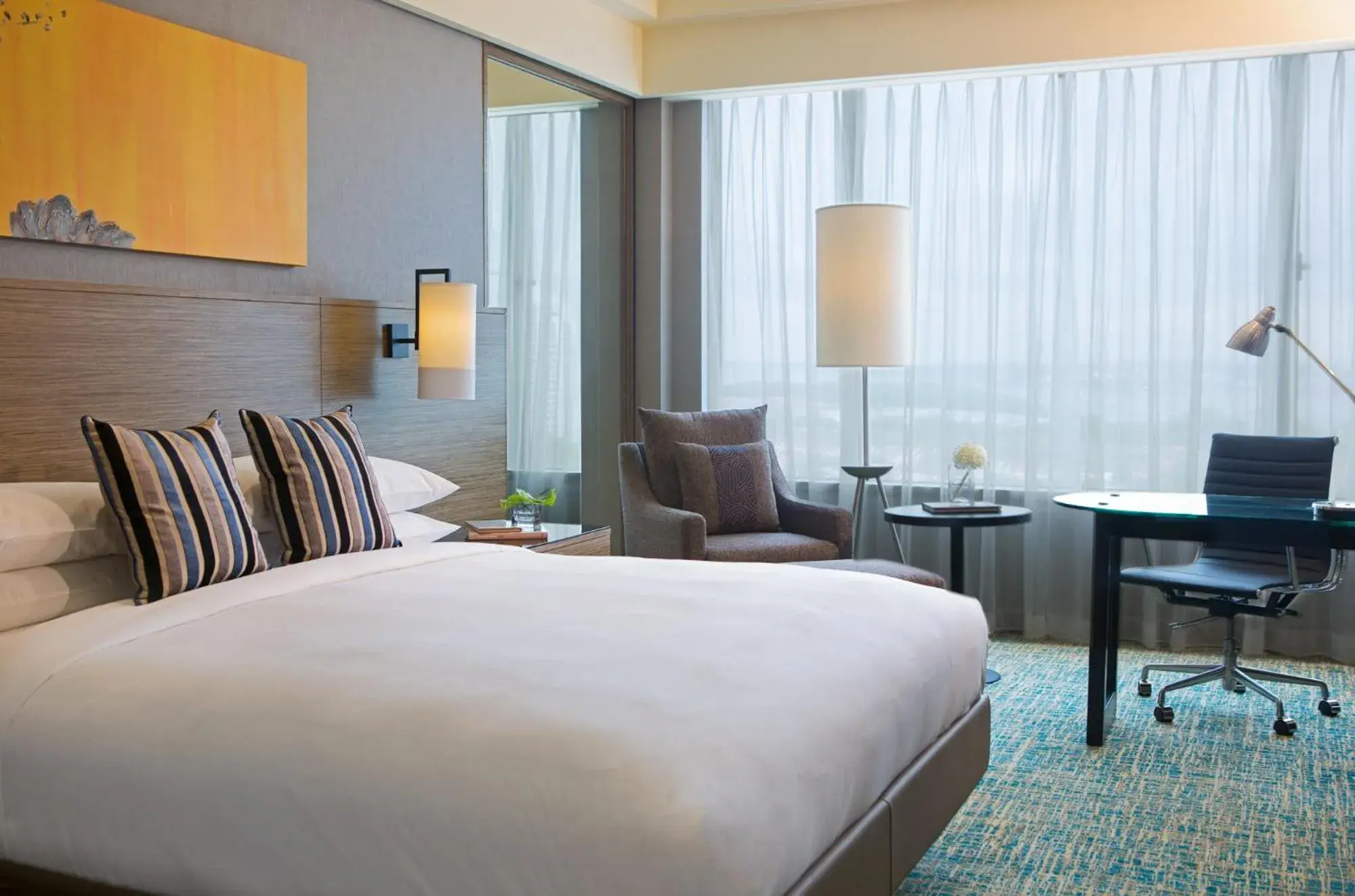 Deluxe King Room, Guest room, 1 King in Renaissance Johor Bahru Hotel Deluxe King Room, Guest room, 1 King in Renaissance Johor Bahru Hotel