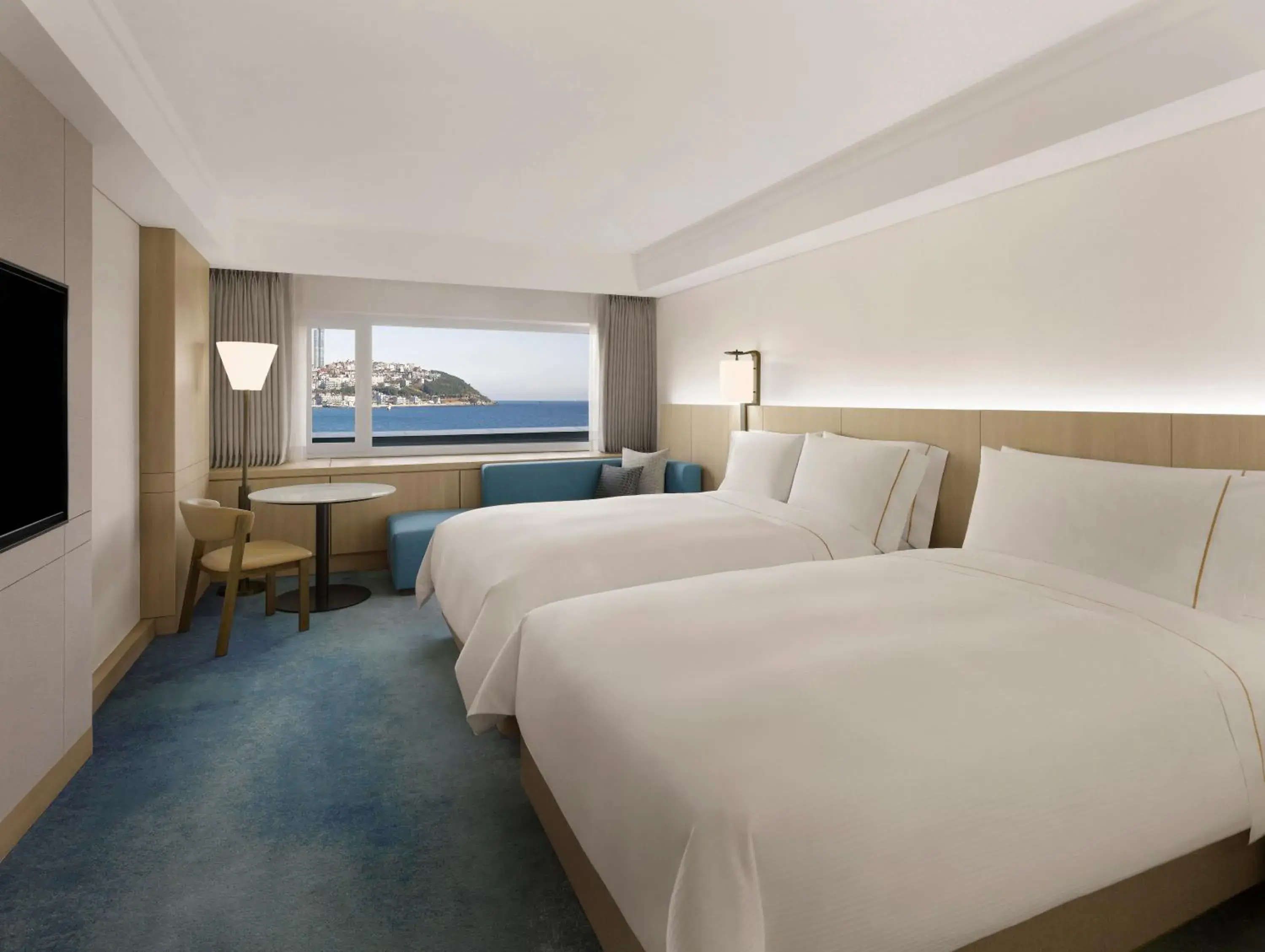 Low Floor Beach Family, Deluxe 1 Queen and 1 Twin, Partial sea view, Low floor in The Westin Josun Busan Low Floor Beach Family, Deluxe 1 Queen and 1 Twin, Partial sea view, Low floor in The Westin Josun Busan