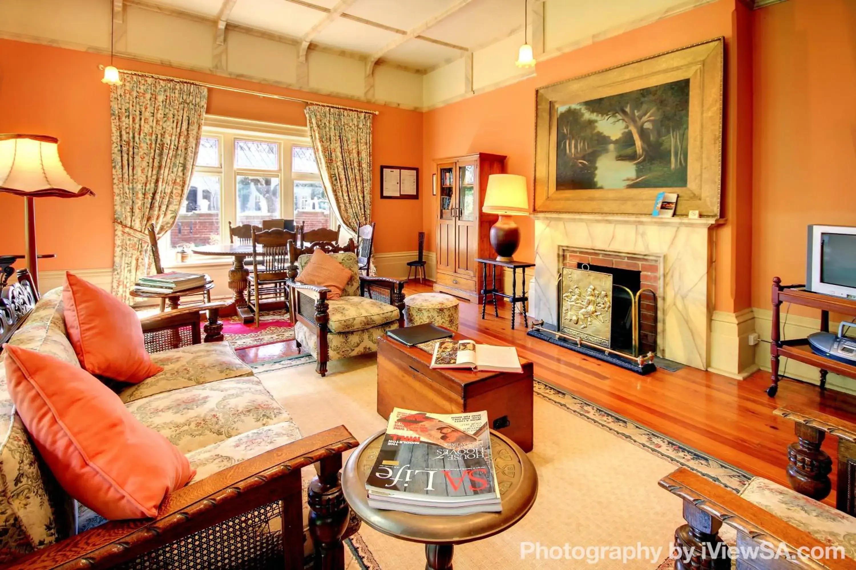 Two-Bedroom Apartment - George Lowe Esquire in Buxton Manor Two-Bedroom Apartment - George Lowe Esquire in Buxton Manor