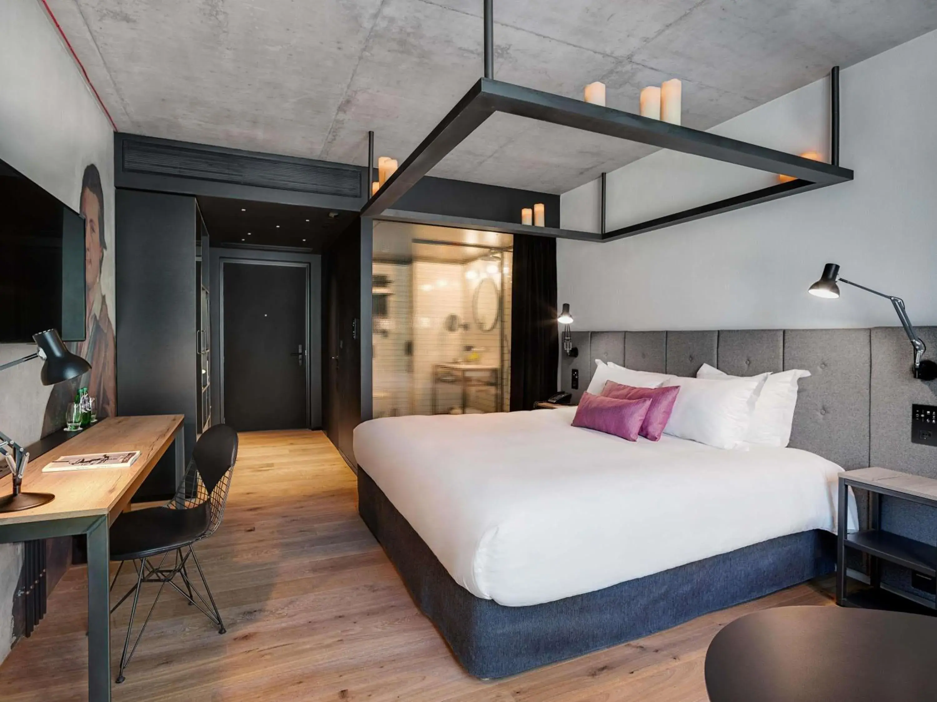 Classic Queen Room in The Bridge Wroclaw - MGallery Classic Queen Room in The Bridge Wroclaw - MGallery