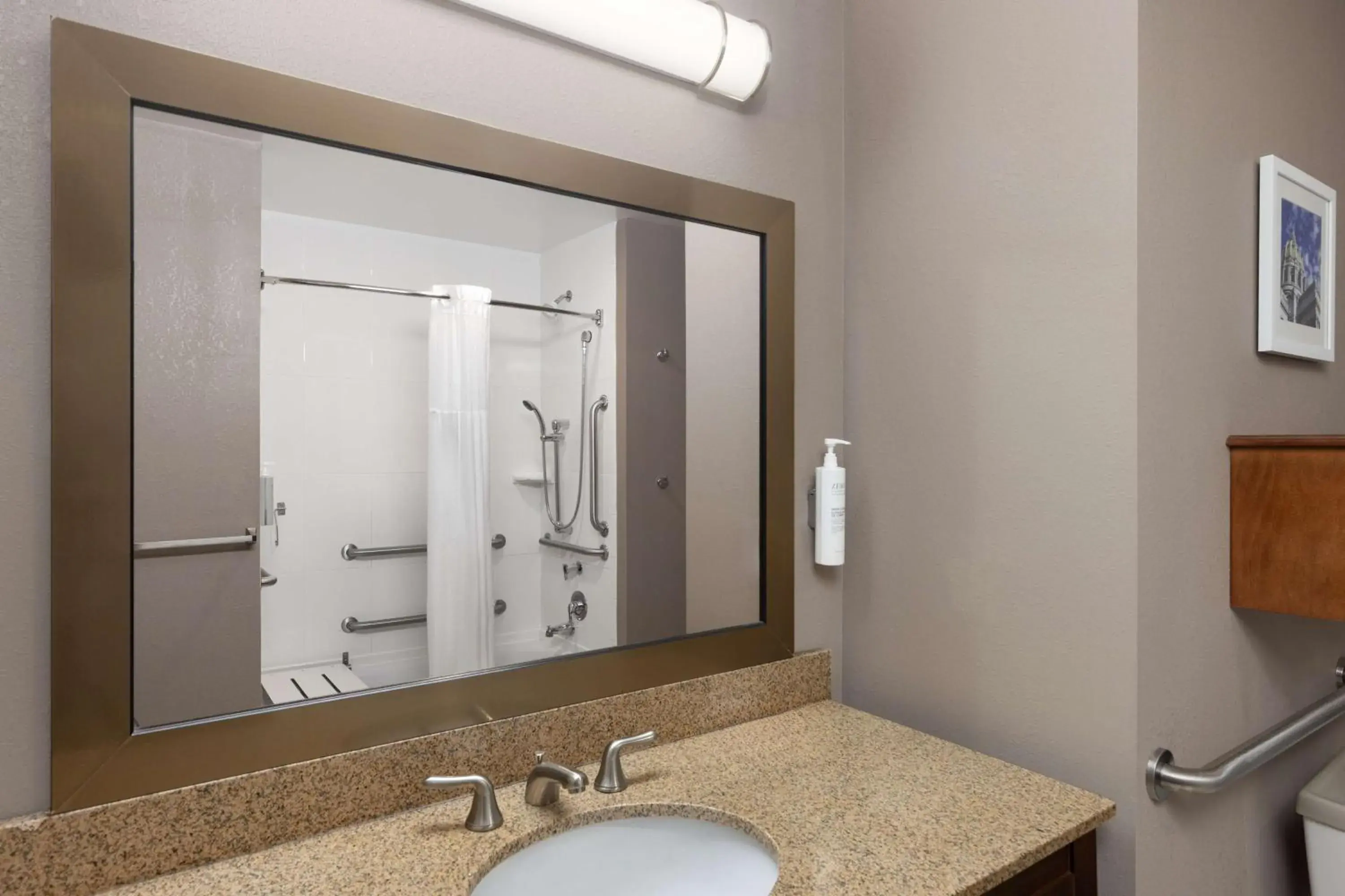 Queen Room with Two Queen Beds - Mobility and Hearing Access/Non-Smoking in Hampton Inn & Suites Harrisburg Queen Room with Two Queen Beds - Mobility and Hearing Access/Non-Smoking in Hampton Inn & Suites Harrisburg