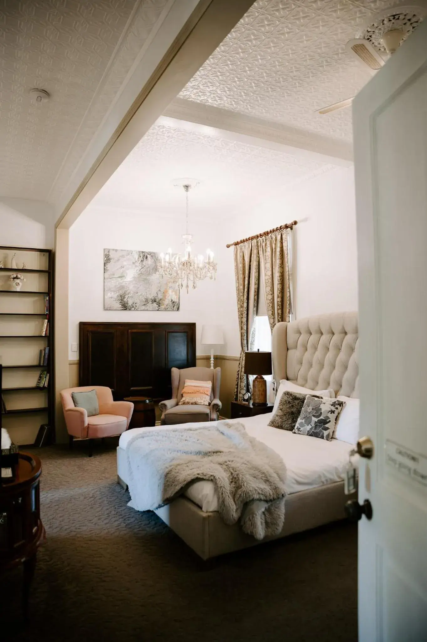 Deluxe Suite in The Abbey Deluxe Suite in The Abbey