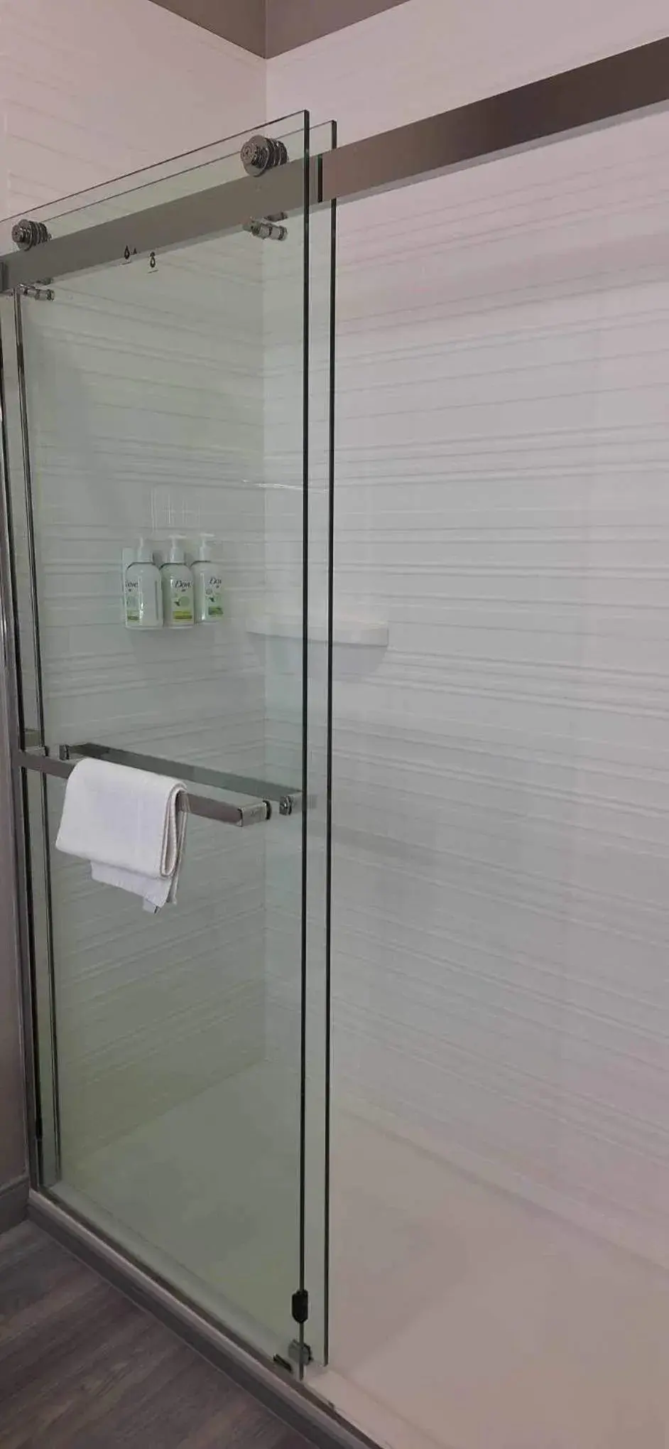 Deluxe King Room in La Quinta by Wyndham Glen Rose Deluxe King Room in La Quinta by Wyndham Glen Rose