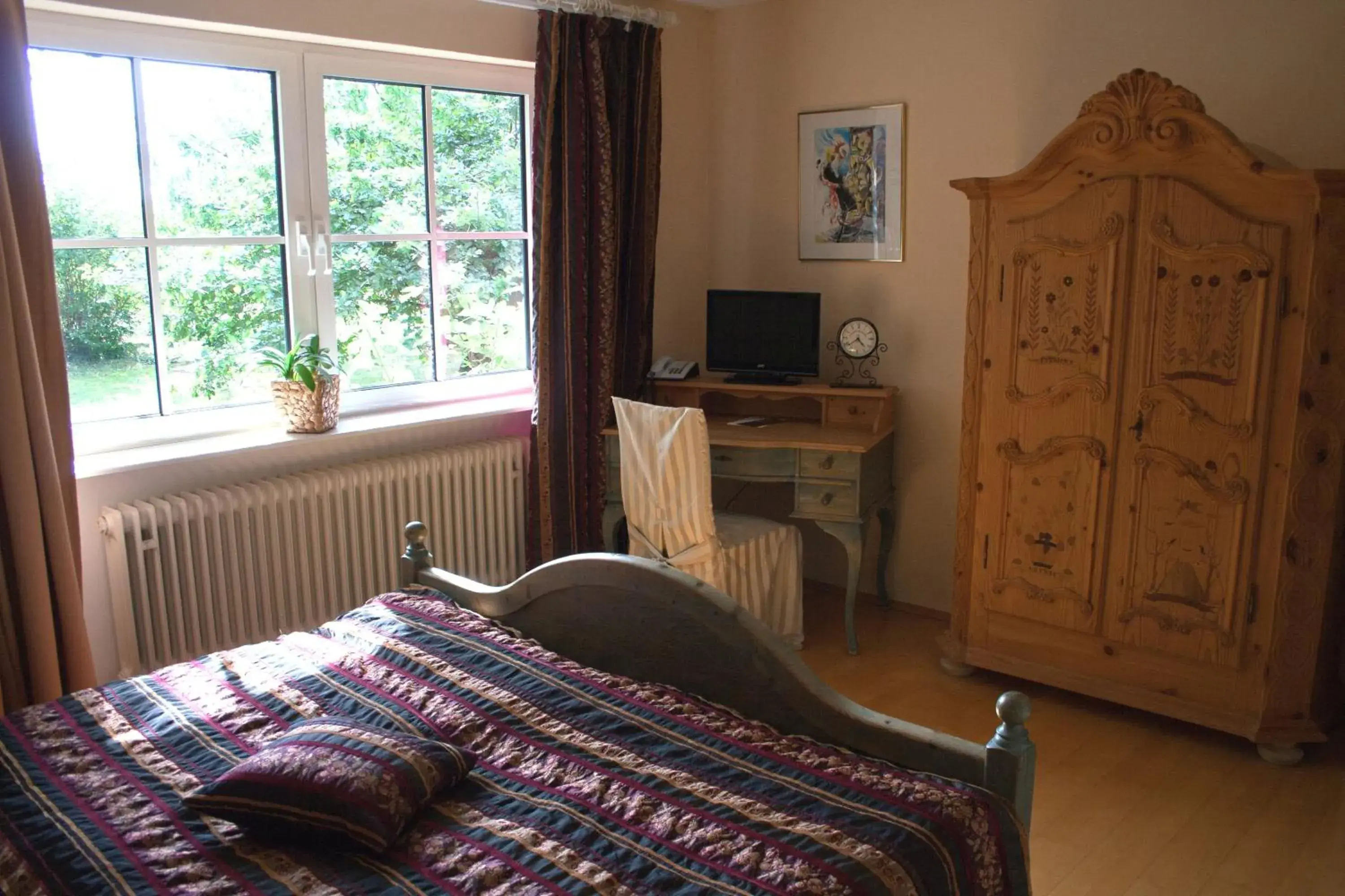 Standard King Room - single occupancy in Gästehaus Eschment Standard King Room - single occupancy in Gästehaus Eschment