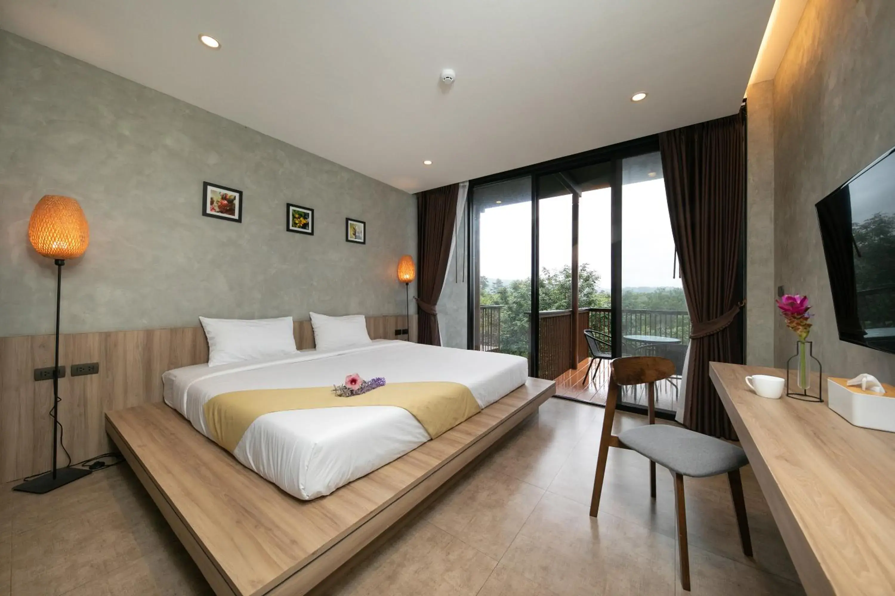 King Room with Balcony in Hug Jang Loei Garden & Resort King Room with Balcony in Hug Jang Loei Garden & Resort