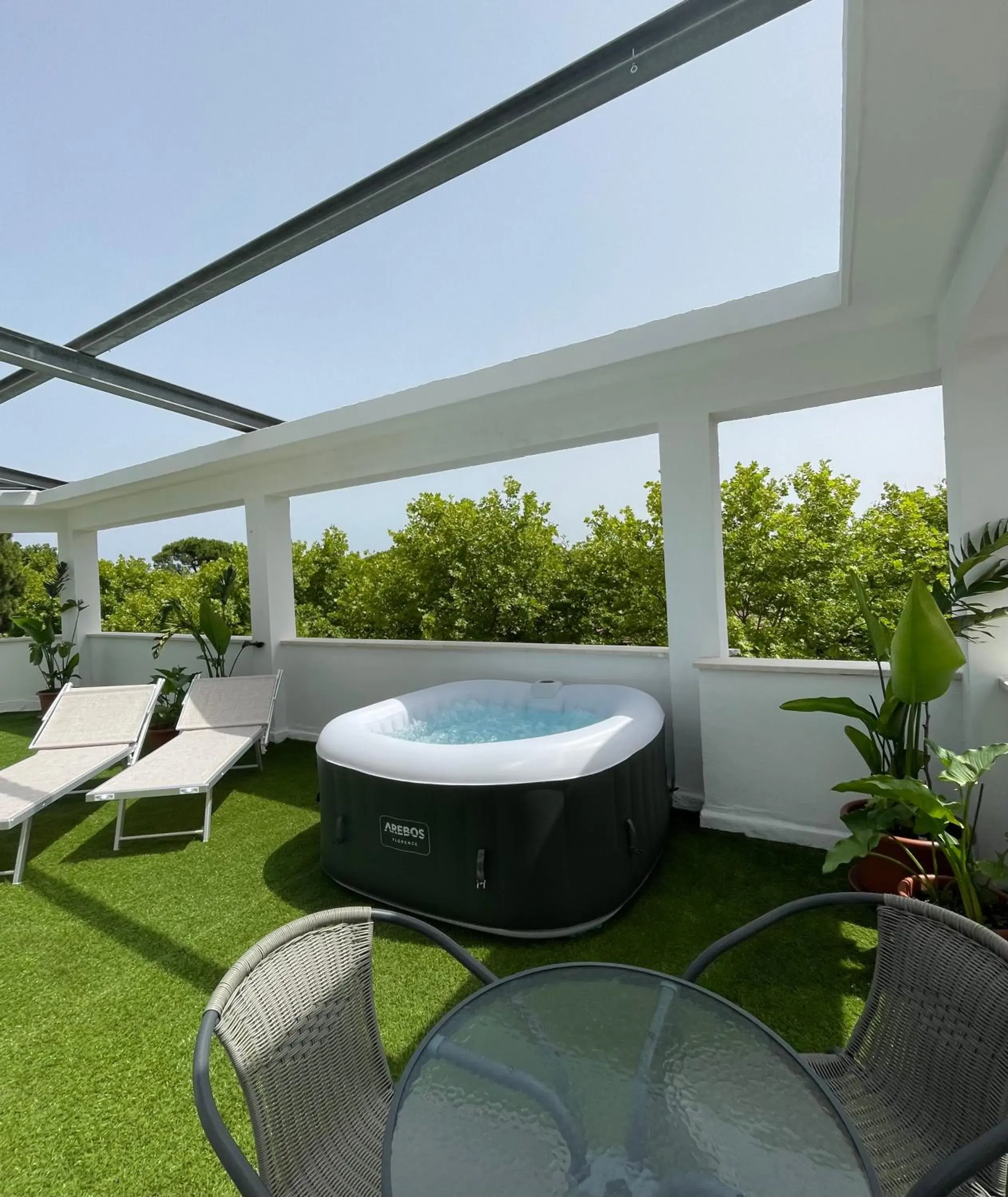 Junior Suite with Private Pool in Hotel Elite Junior Suite with Private Pool in Hotel Elite