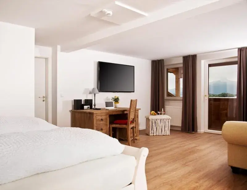 Superior 2-Bedroom Suite in Hotel ChiemseePanorama Superior 2-Bedroom Suite in Hotel ChiemseePanorama