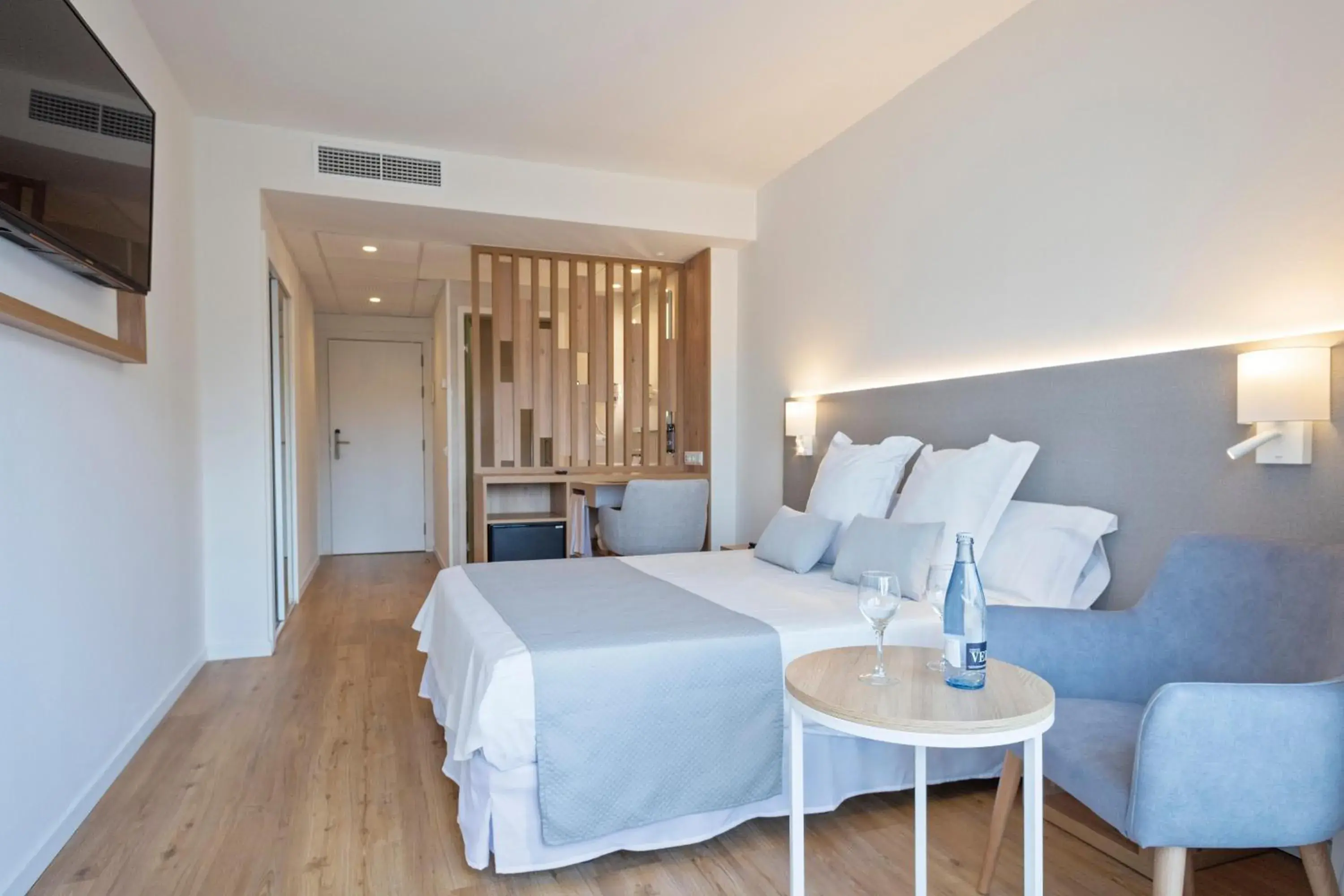 Standard Double Room (2 Adults) in Hotel Best Terramarina Standard Double Room (2 Adults) in Hotel Best Terramarina