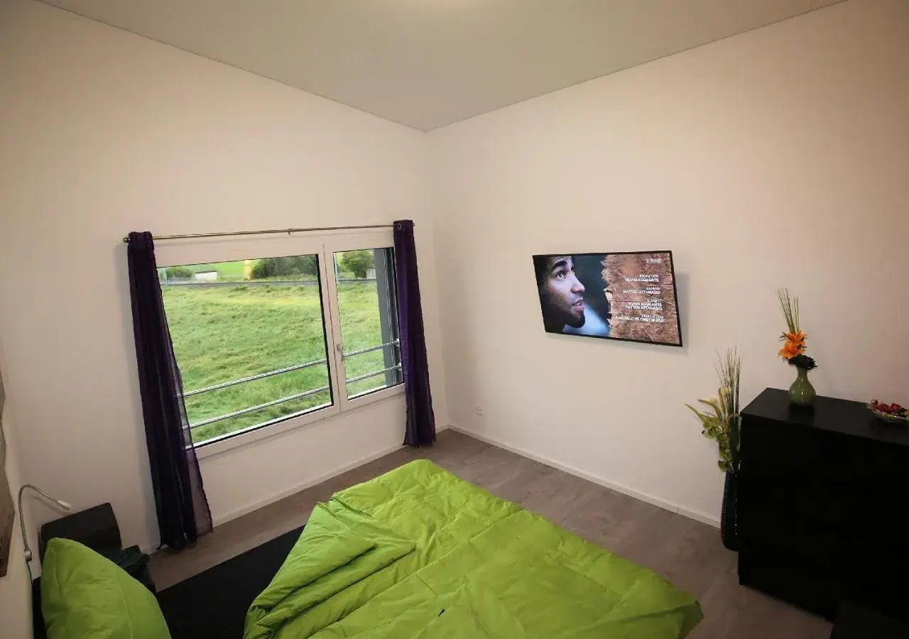 Deluxe Double Room with Shower in BeachIN - Sport, Events, Hotel, Restaurant, Bar Deluxe Double Room with Shower in BeachIN - Sport, Events, Hotel, Restaurant, Bar