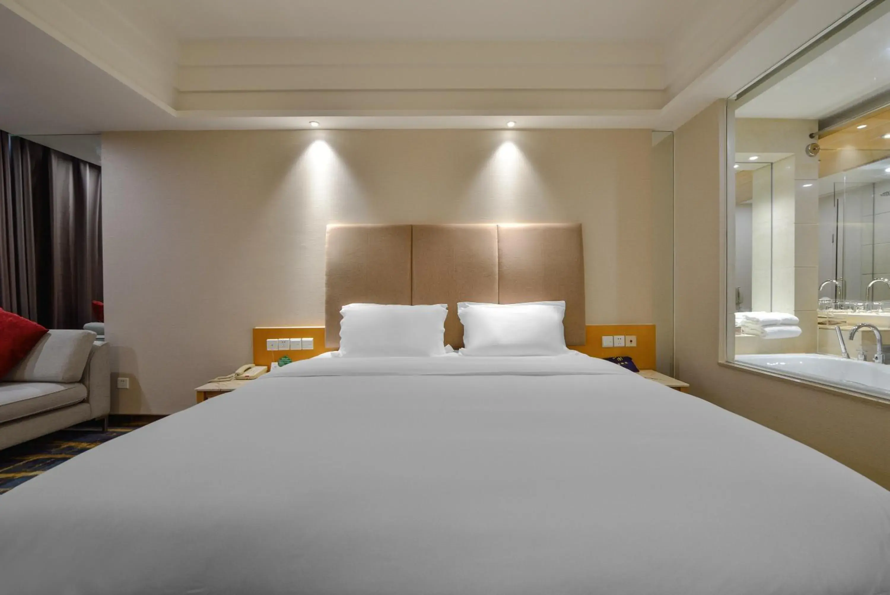 Twin Room with City View in Bayshore Hotel Dalian Twin Room with City View in Bayshore Hotel Dalian