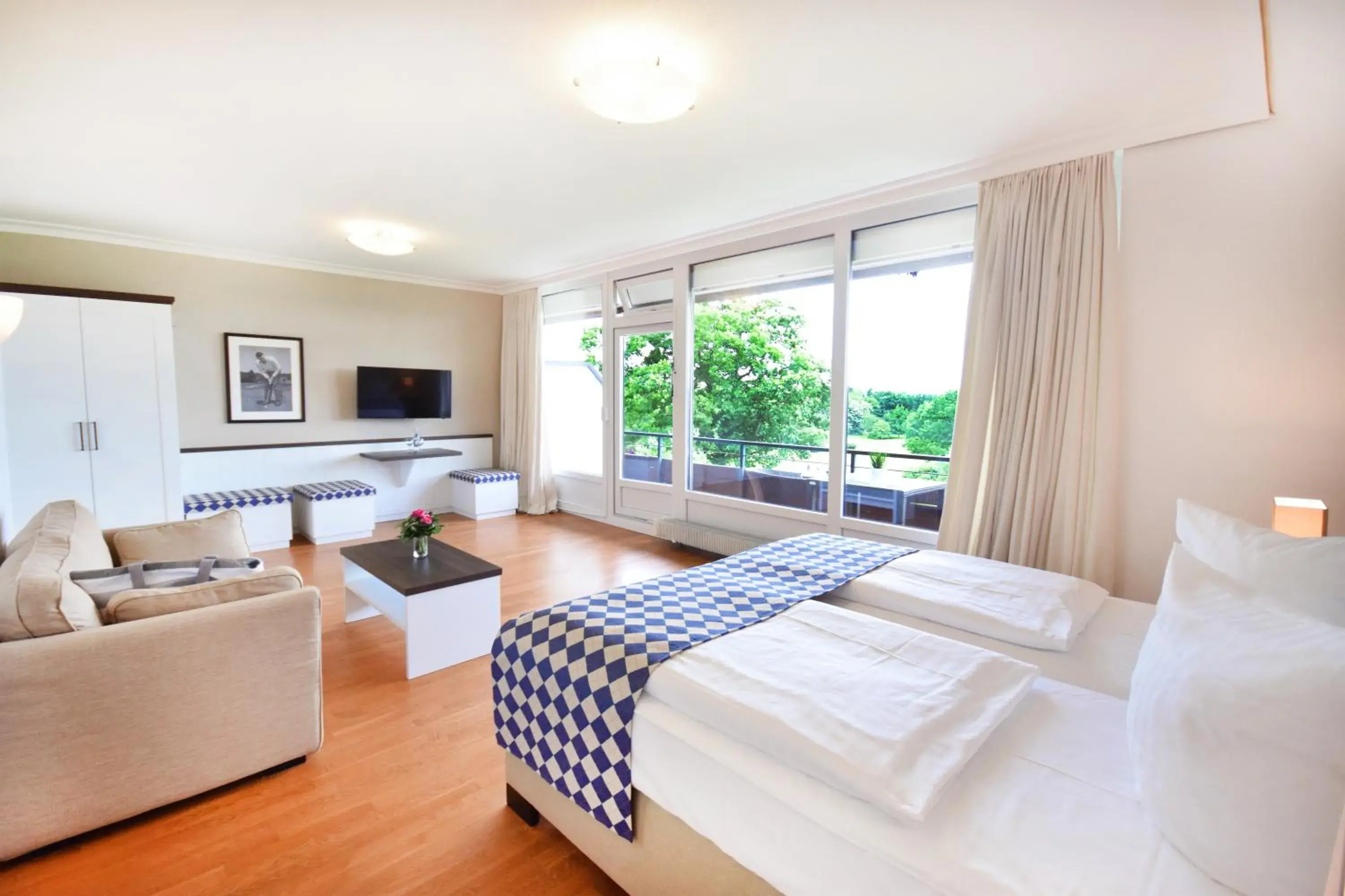 Superior Double Room in Strandgrün Golf- & Spa Resort Superior Double Room in Strandgrün Golf- & Spa Resort