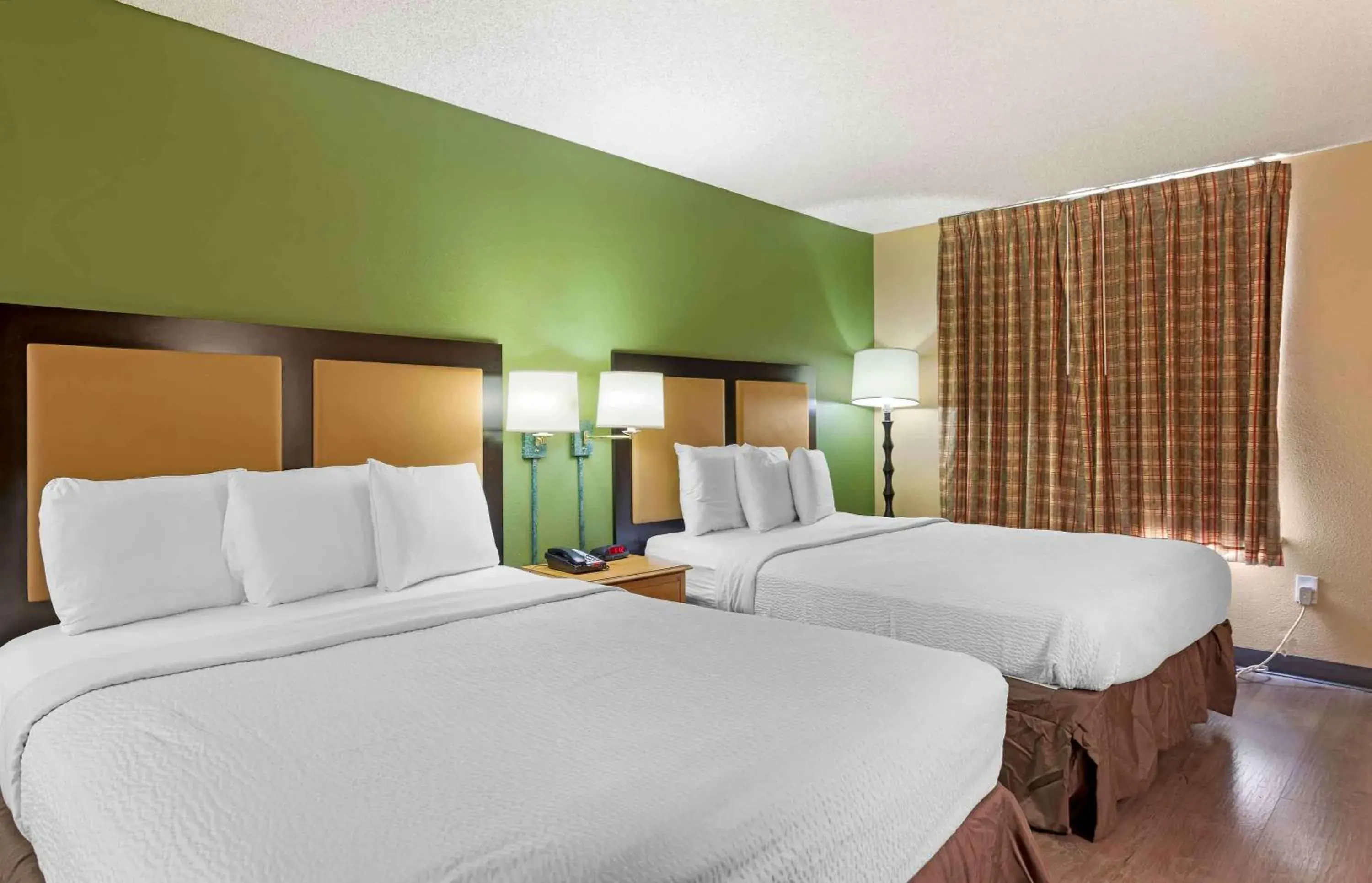 Studio with 2 Queen Beds - Non-Smoking in Extended Stay America Suites - Orange County - Irvine Spectrum Studio with 2 Queen Beds - Non-Smoking in Extended Stay America Suites - Orange County - Irvine Spectrum