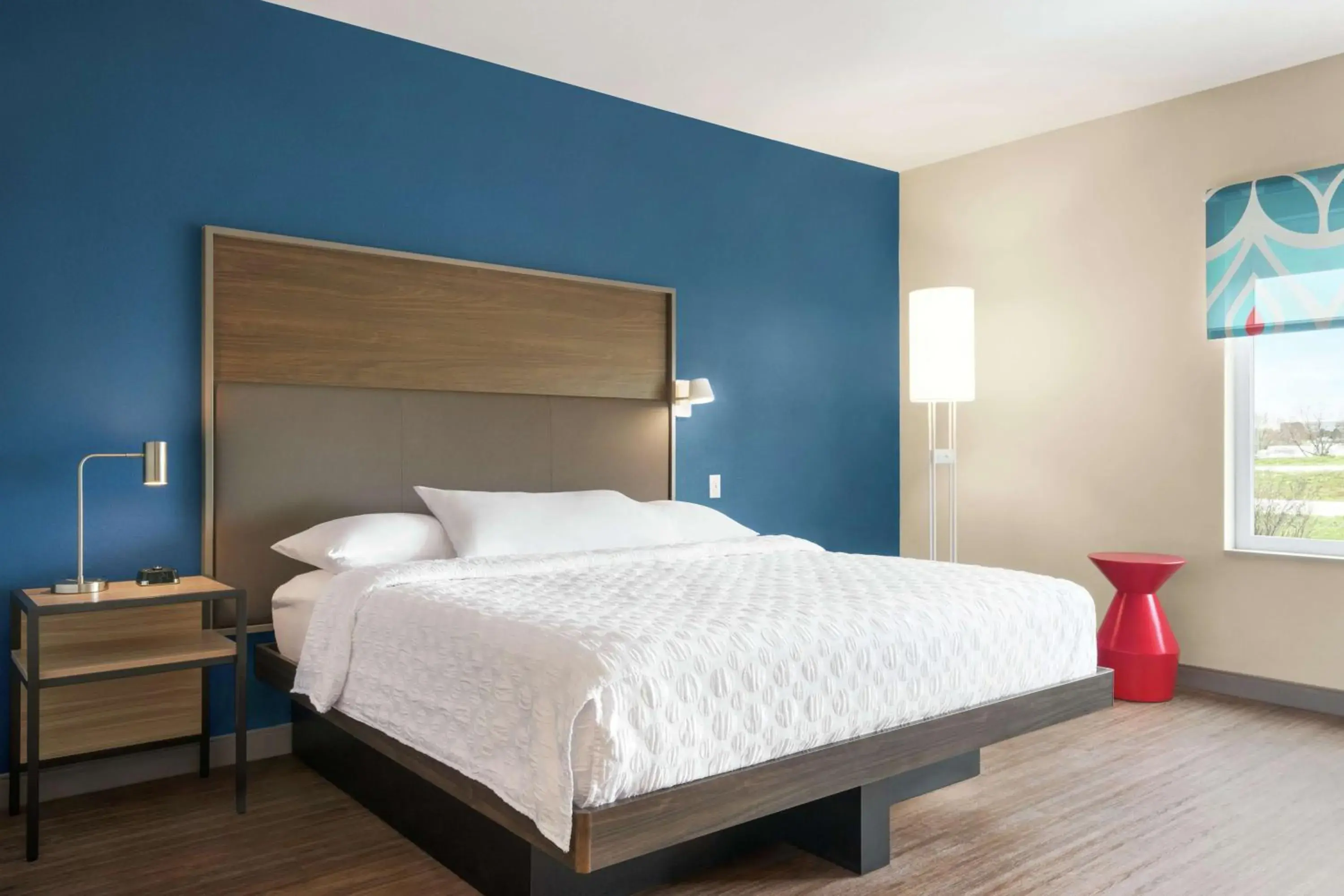 King Room in Tru By Hilton Milwaukee Brookfield King Room in Tru By Hilton Milwaukee Brookfield