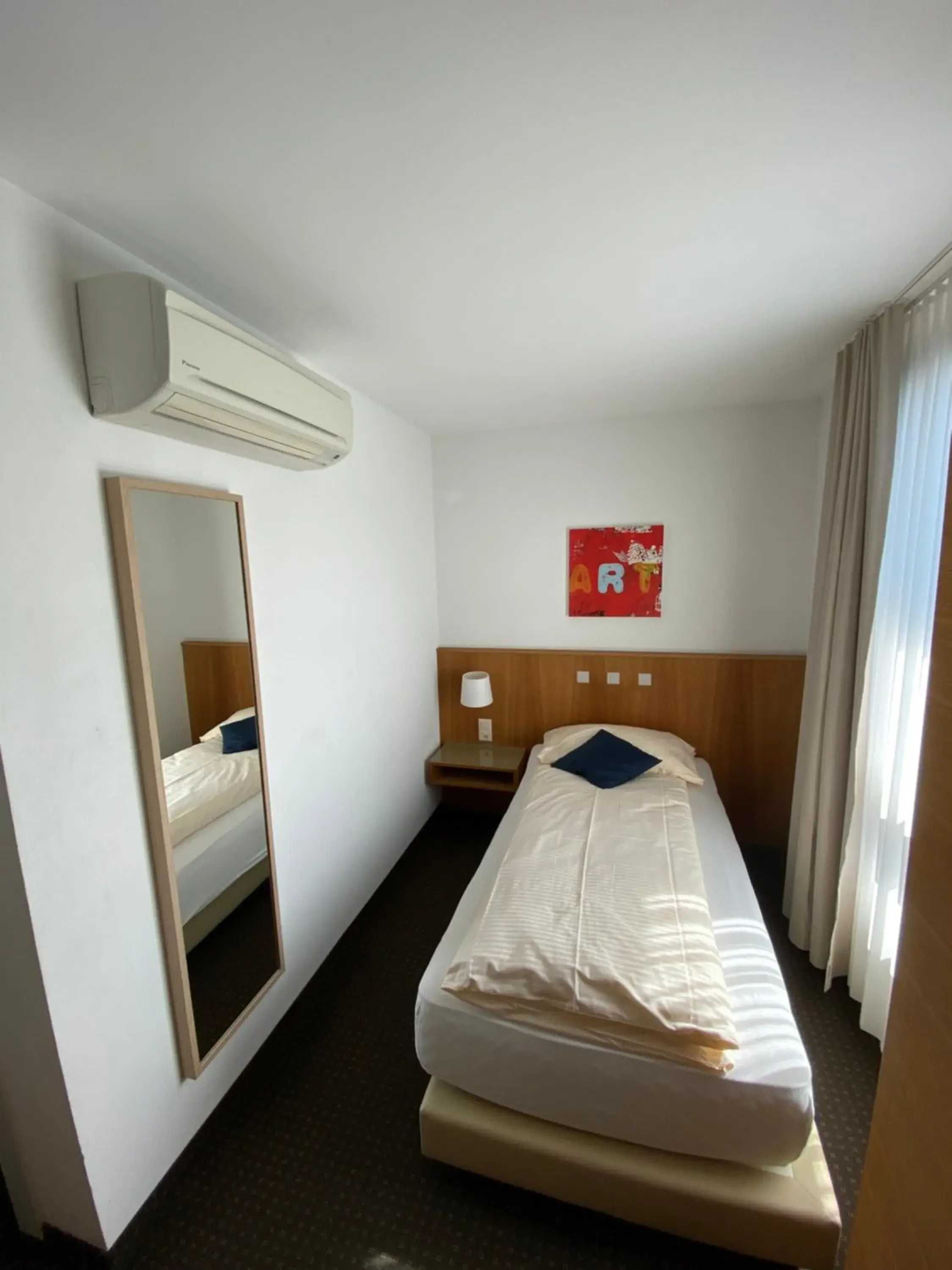 Single Room in Businesshotel Lux Single Room in Businesshotel Lux