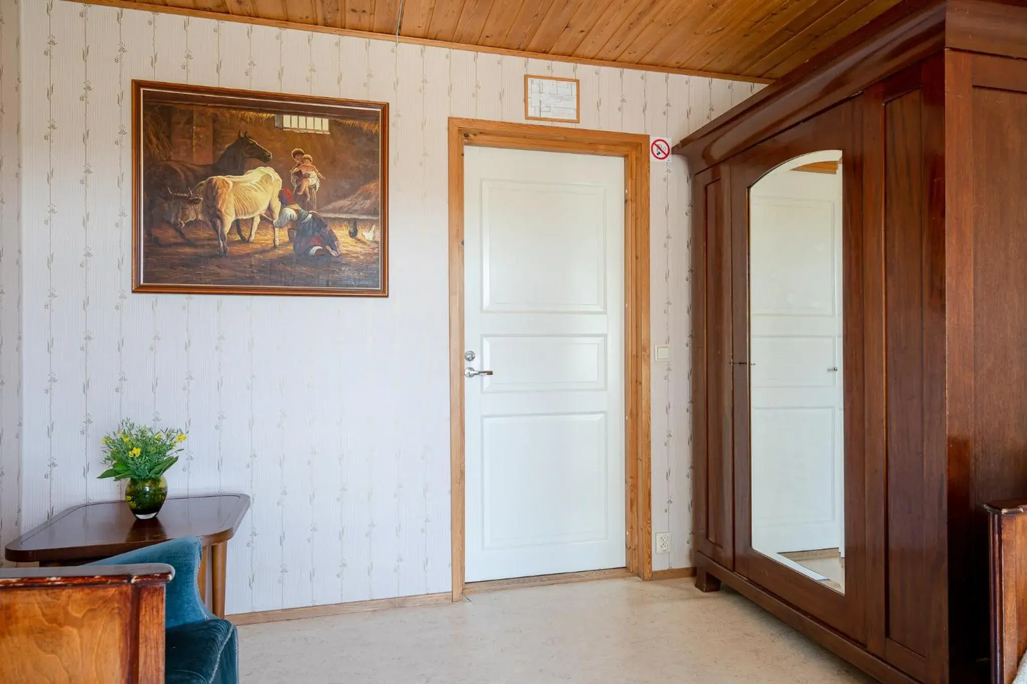 Economy Double or Twin Room - single occupancy in Ellilän Kievari Economy Double or Twin Room - single occupancy in Ellilän Kievari