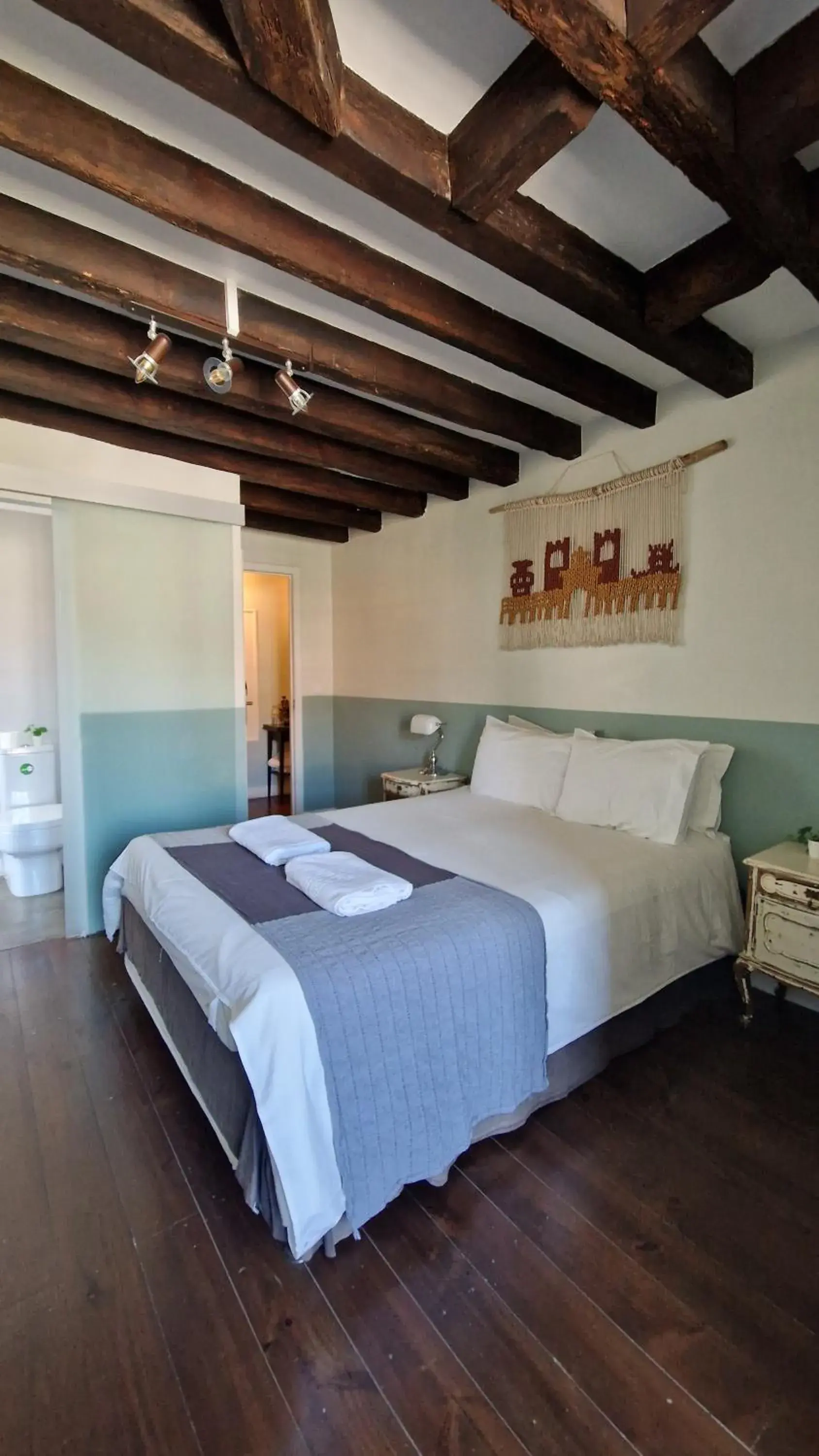 Deluxe Double Room with private bathroom and Castle View in Rossio Hostel Deluxe Double Room with private bathroom and Castle View in Rossio Hostel