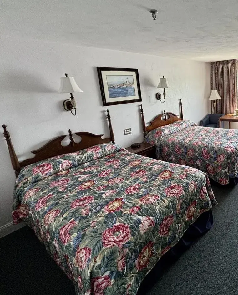 Double Room with Two Double Beds in Fort Knox Inn Double Room with Two Double Beds in Fort Knox Inn
