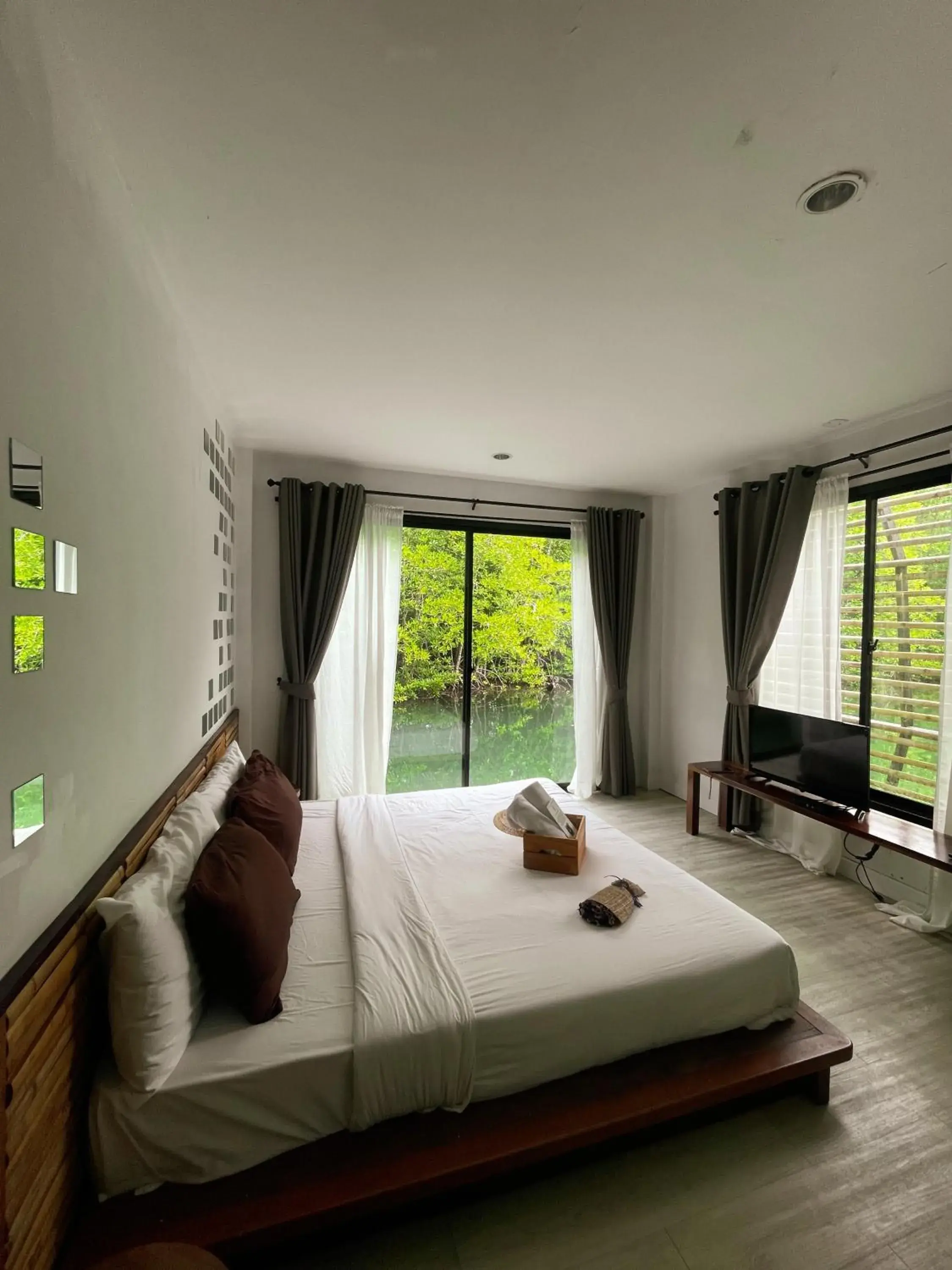 Standard Double Room in Escape Life Koh Kood Standard Double Room in Escape Life Koh Kood