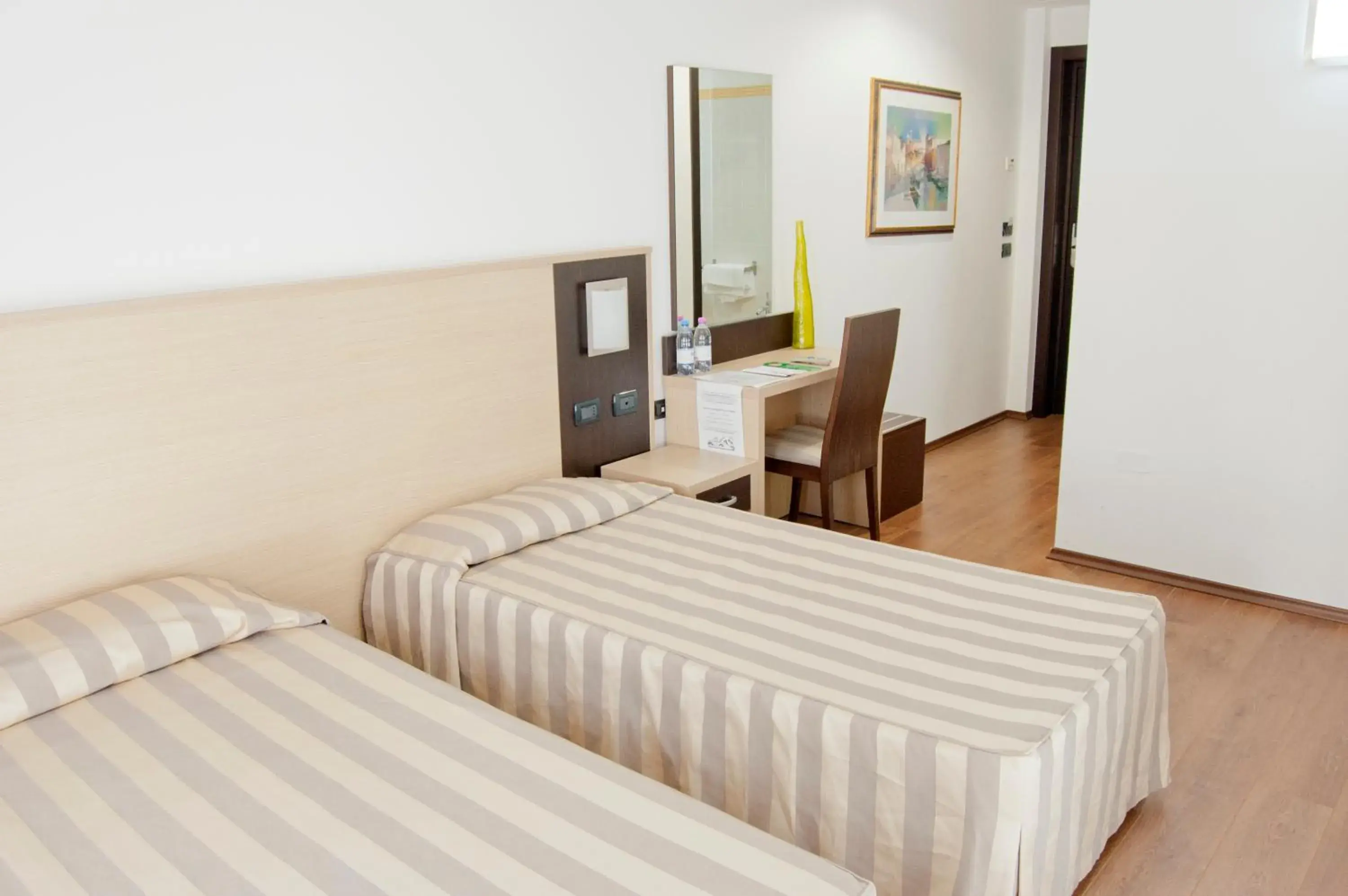 Double or Twin Room - single occupancy in Hotel Leon Bianco Double or Twin Room - single occupancy in Hotel Leon Bianco