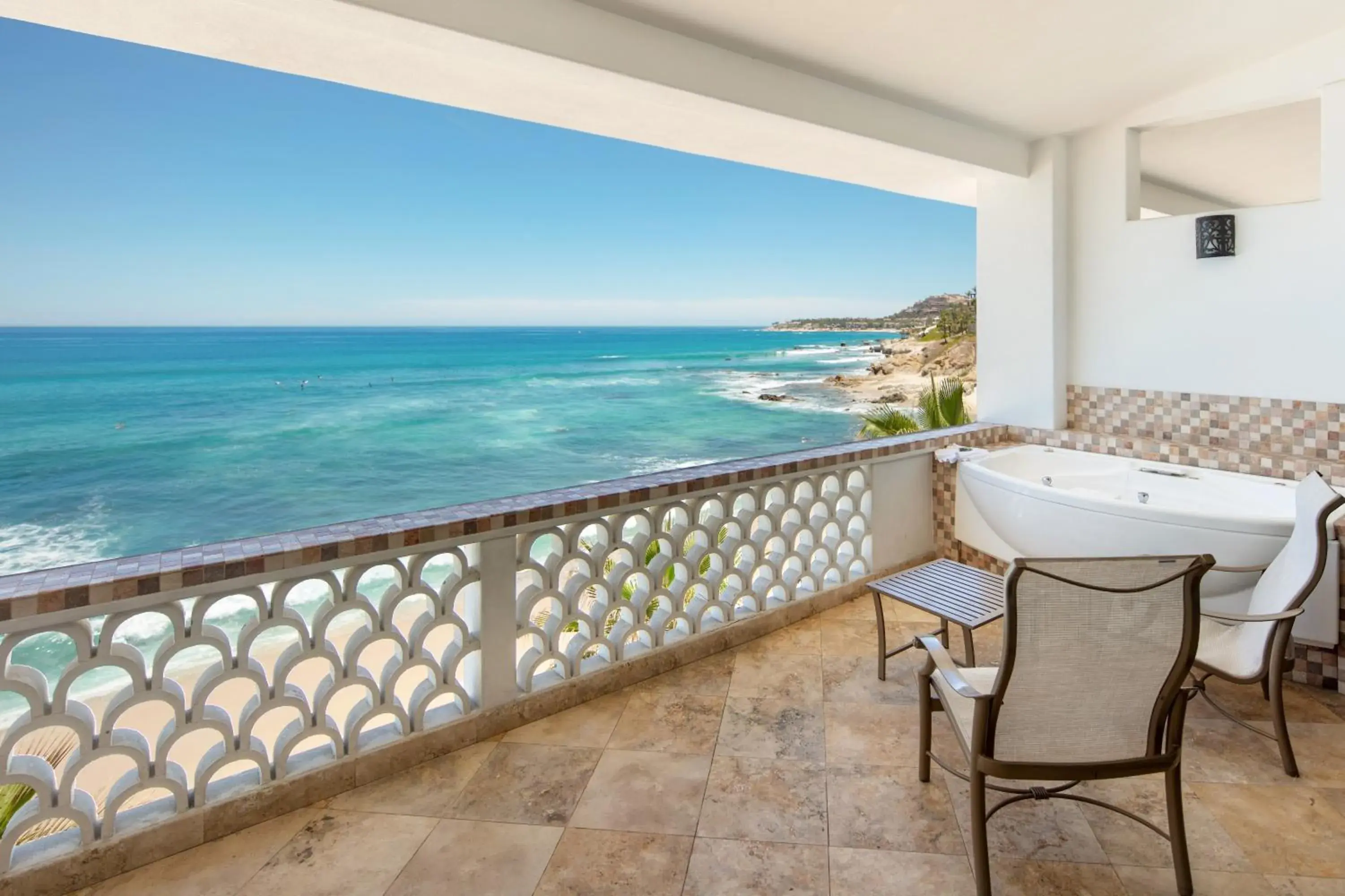 Deluxe Studio in Cabo Surf Hotel Deluxe Studio in Cabo Surf Hotel